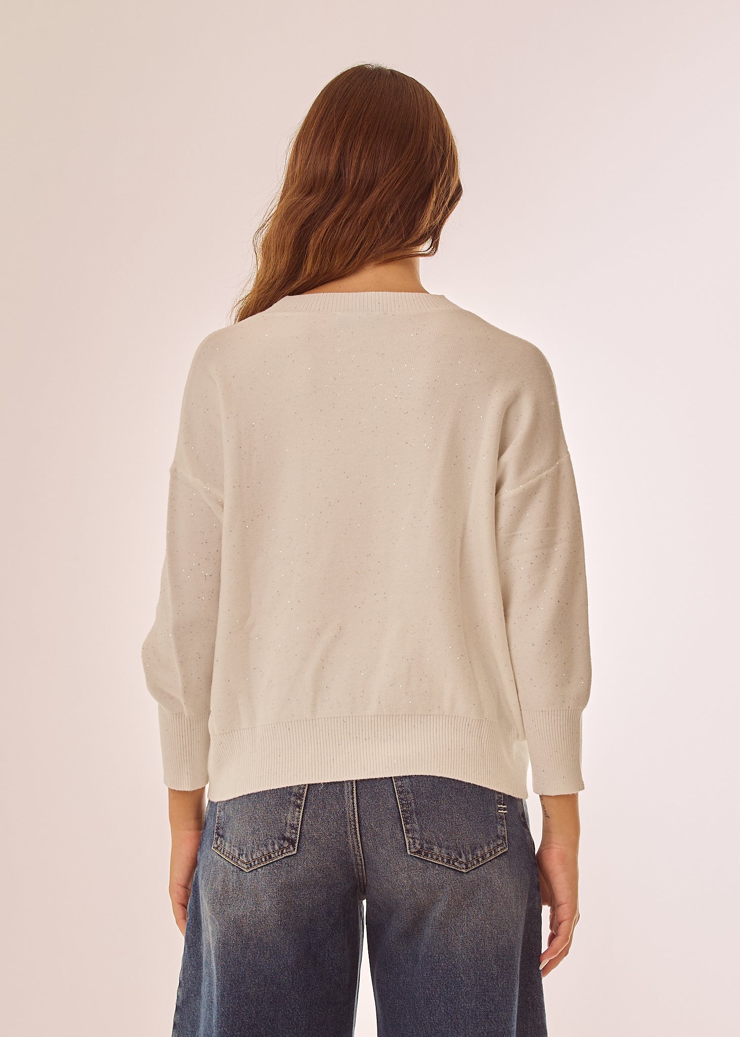 Maglia girocollo con taglio a scatoletta