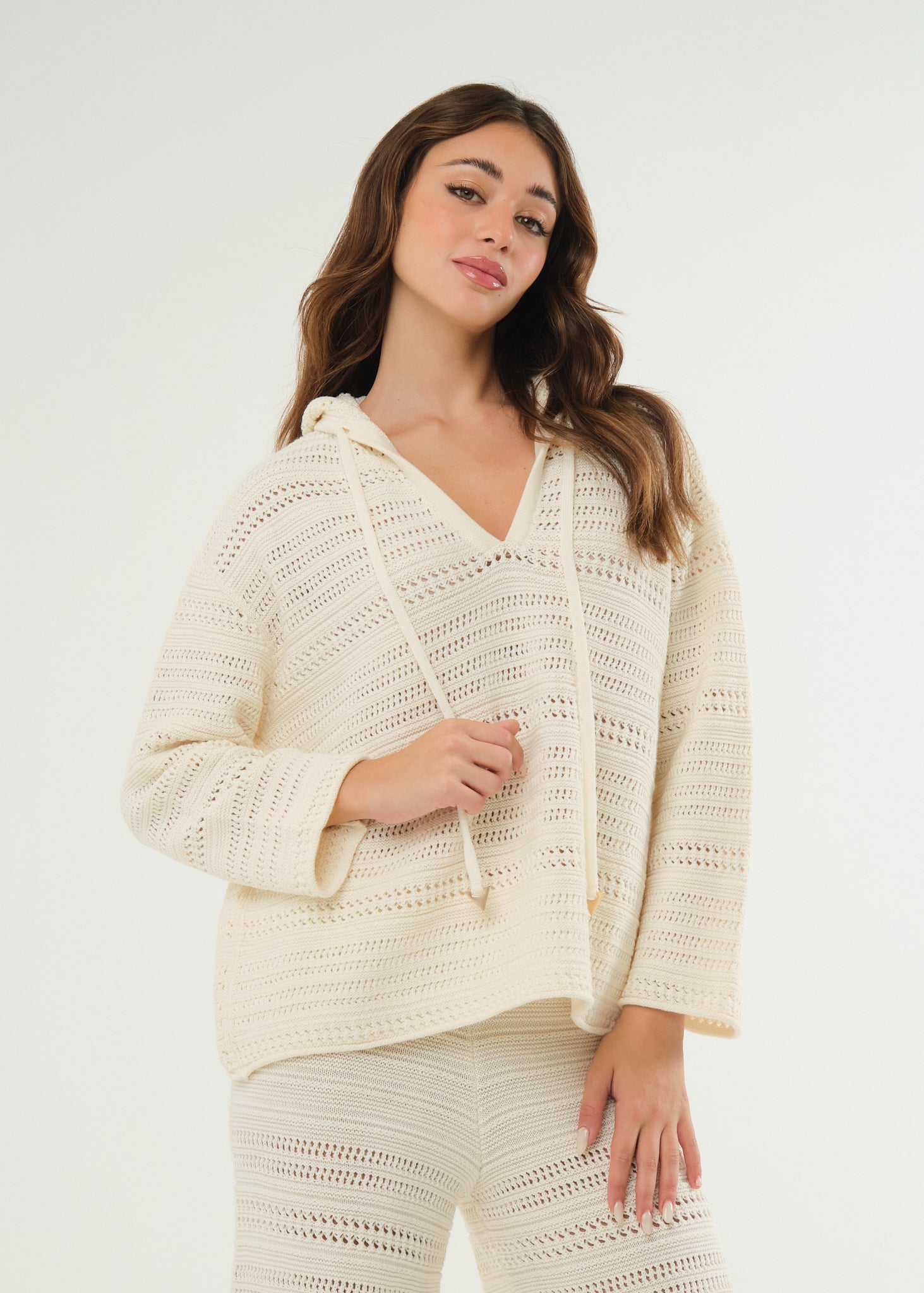 Maglia in filo con cappuccio