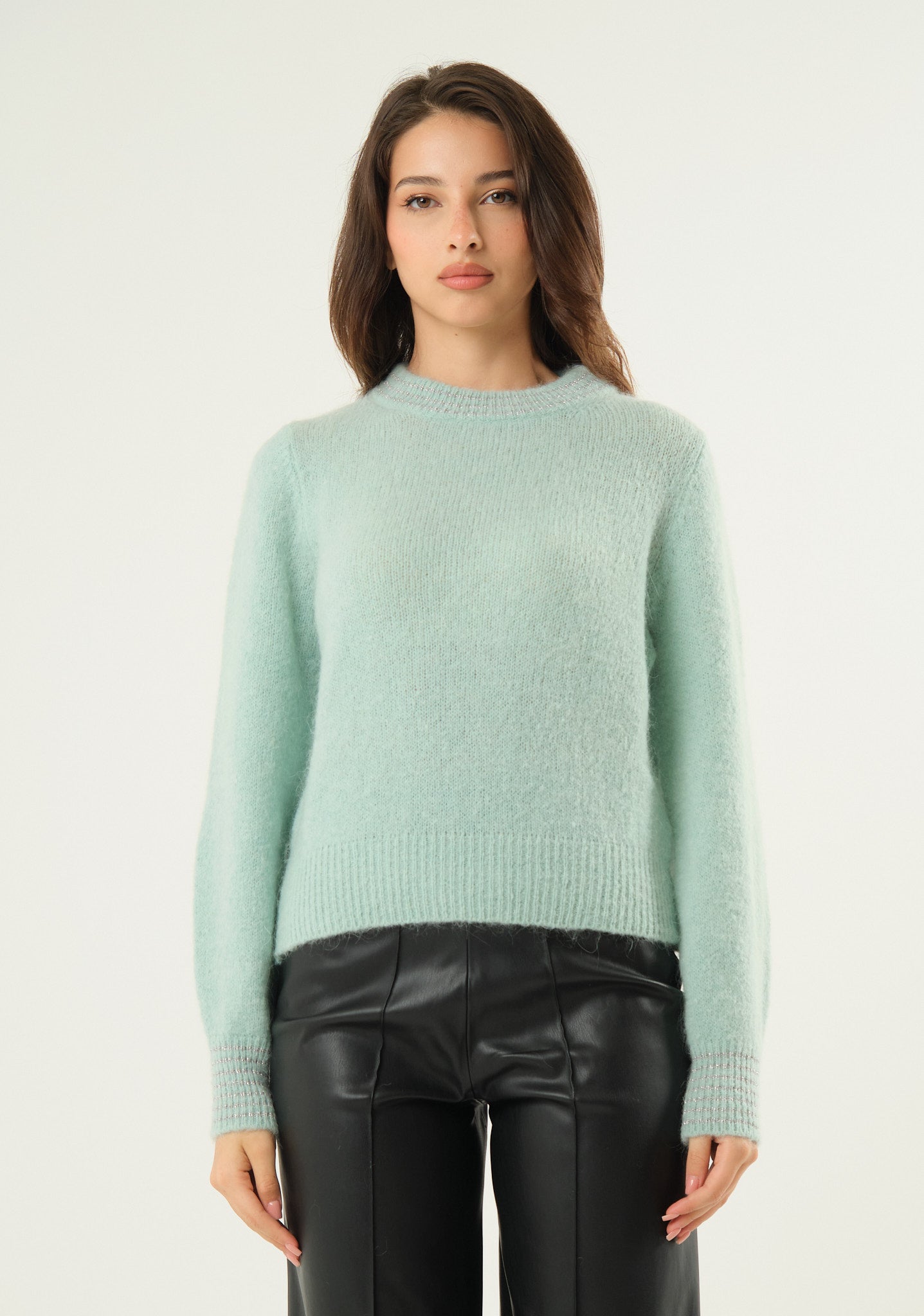 Maglia in lana profili in filo lurex