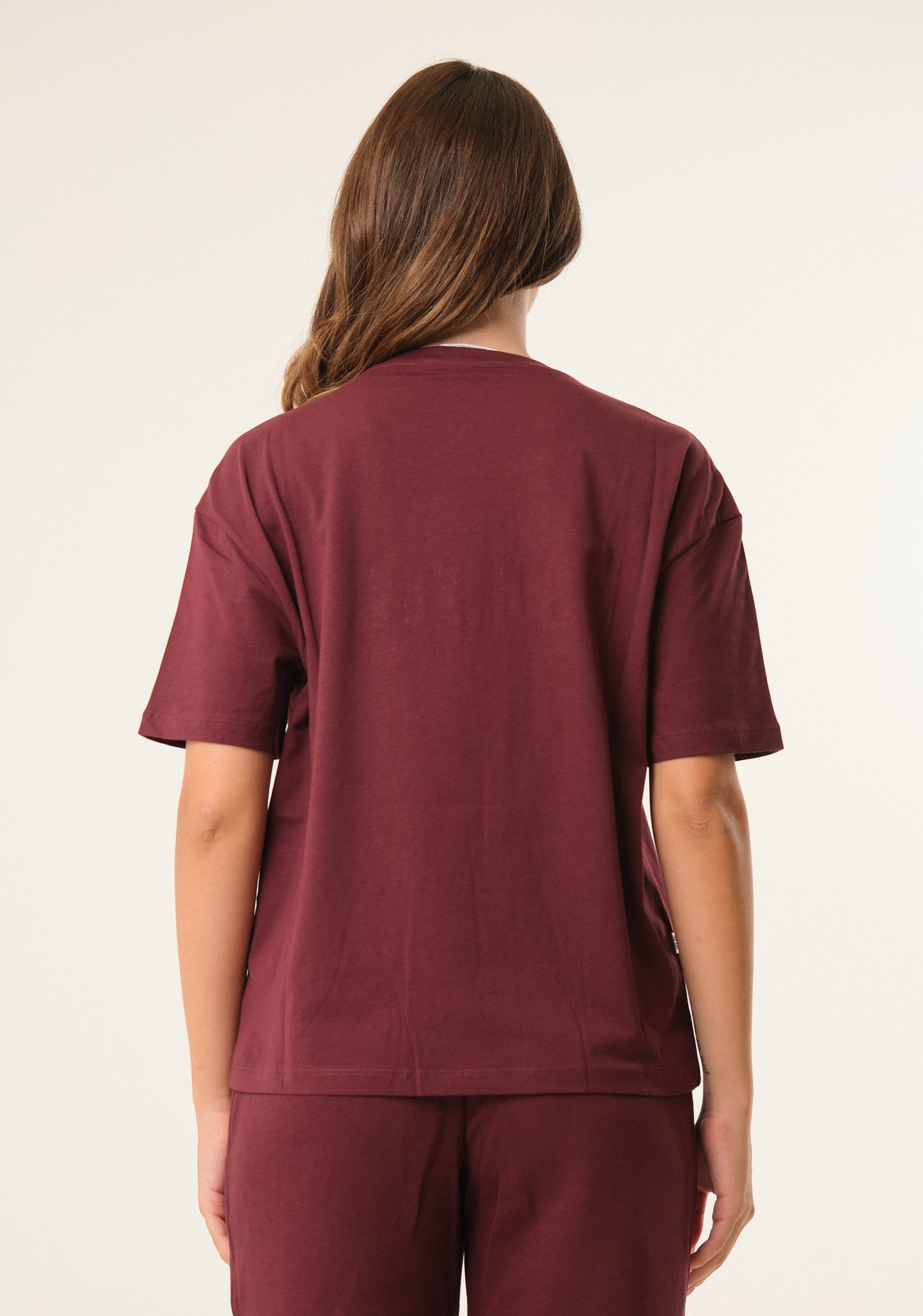 T-shirt dritta con applicazioni preziose