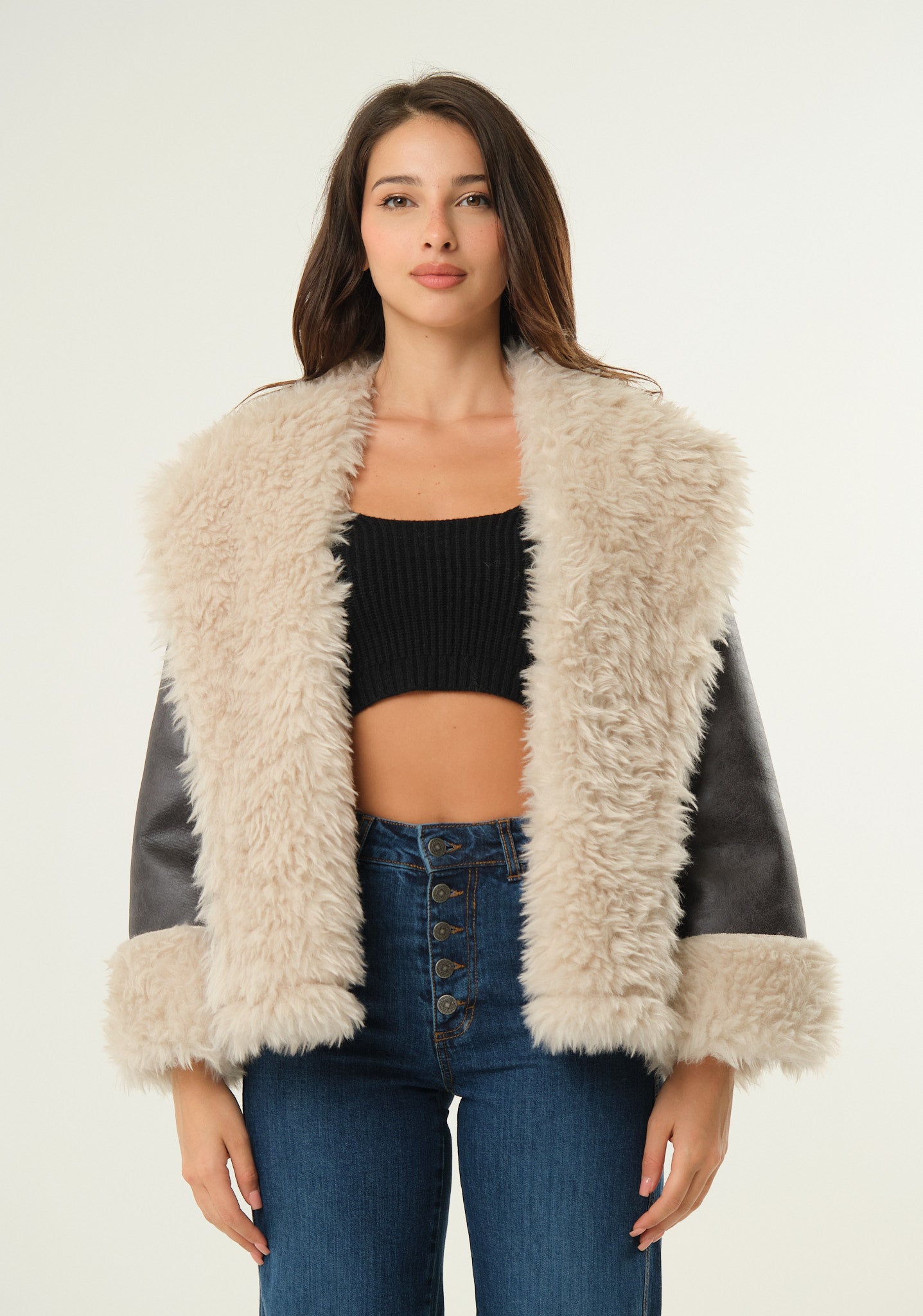 Cappotto corto con interno in teddy