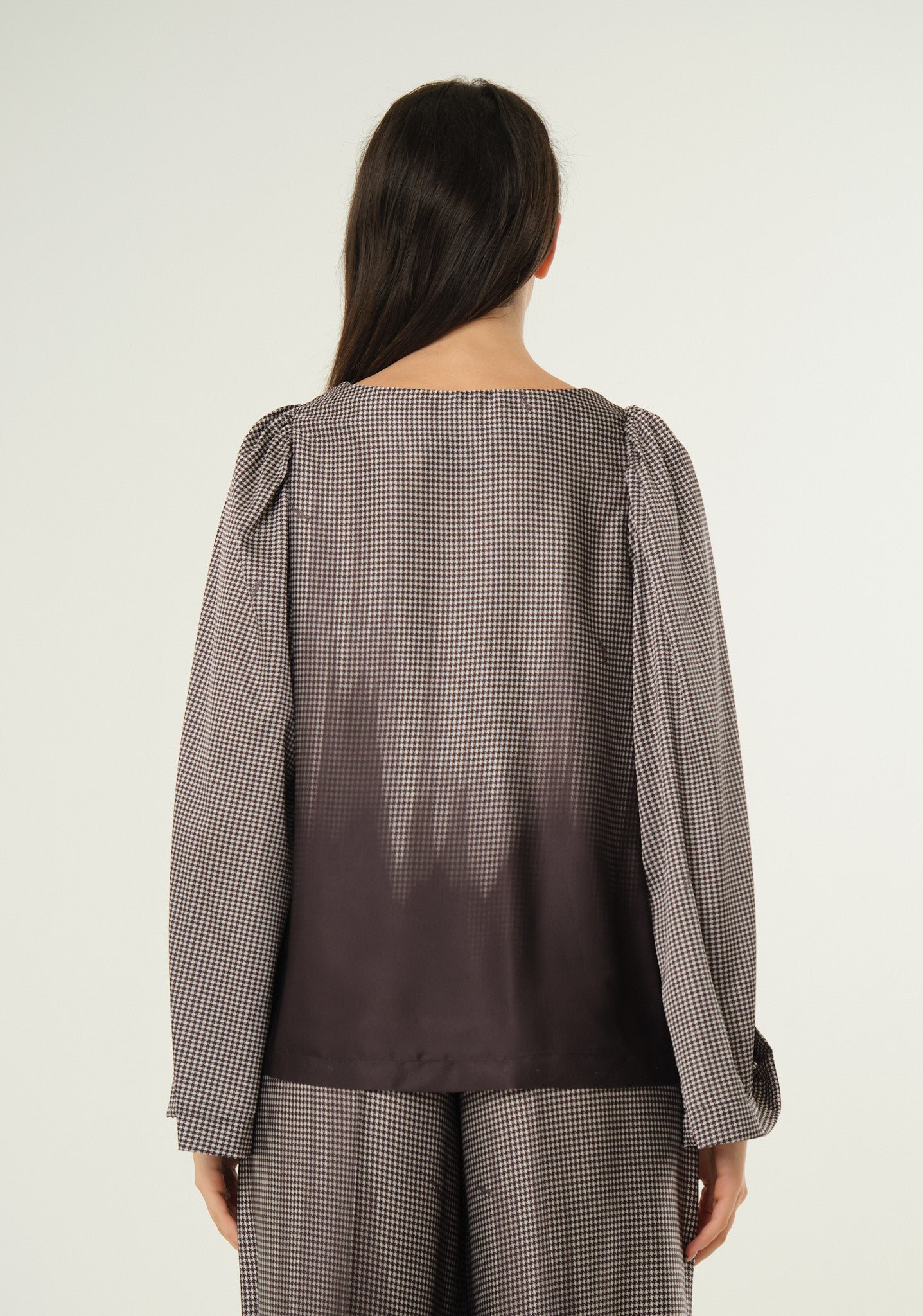 Blusa in fantasia sfumata