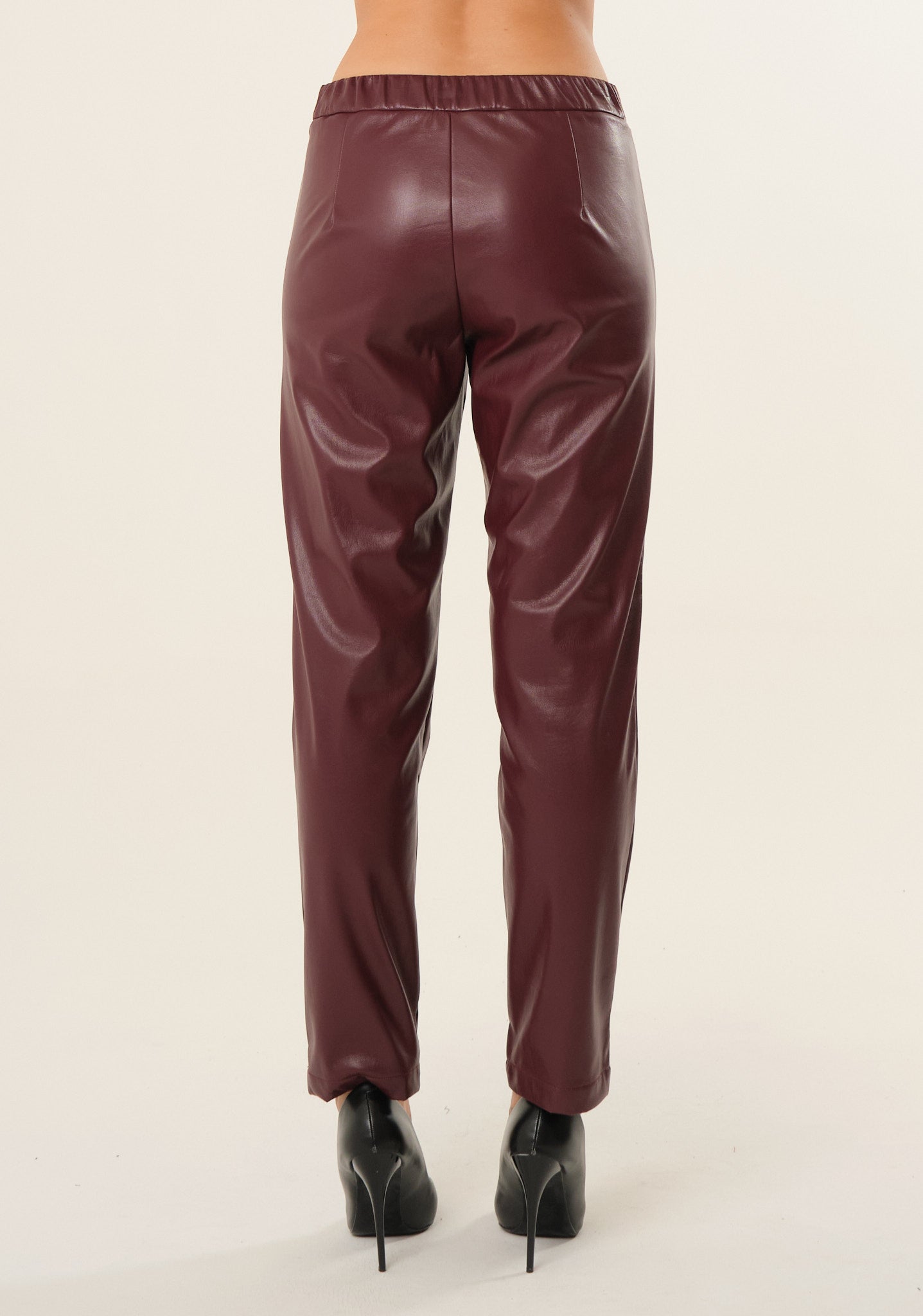 Pantaloni in ecopelle