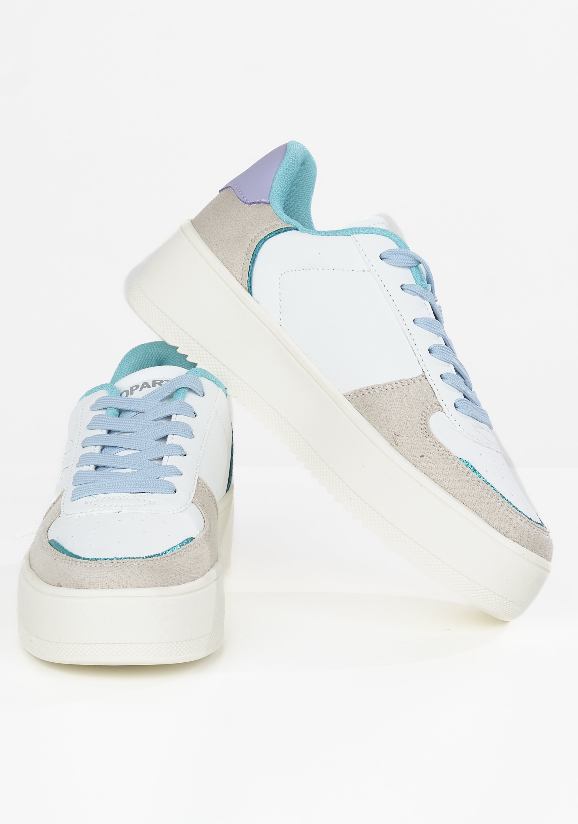 Sneakers platform