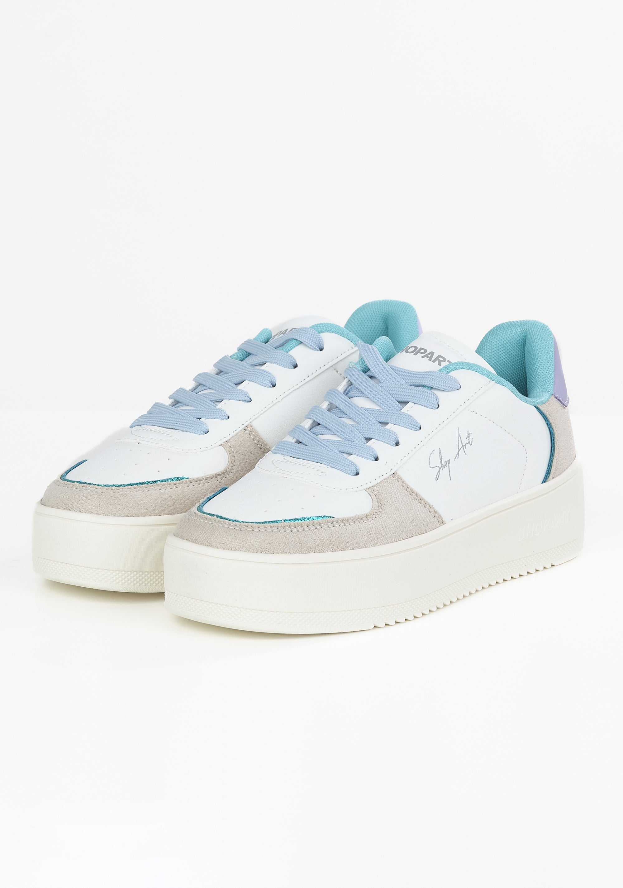 Sneakers platform