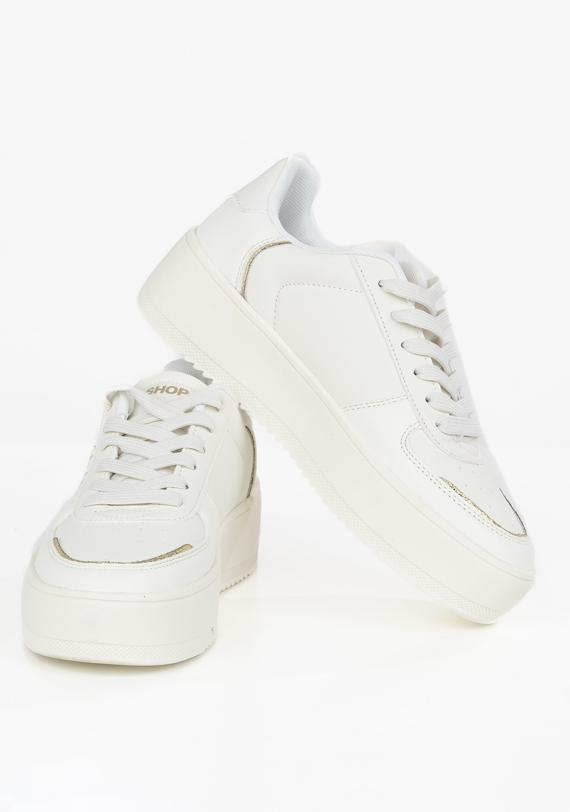 Sneakers platform