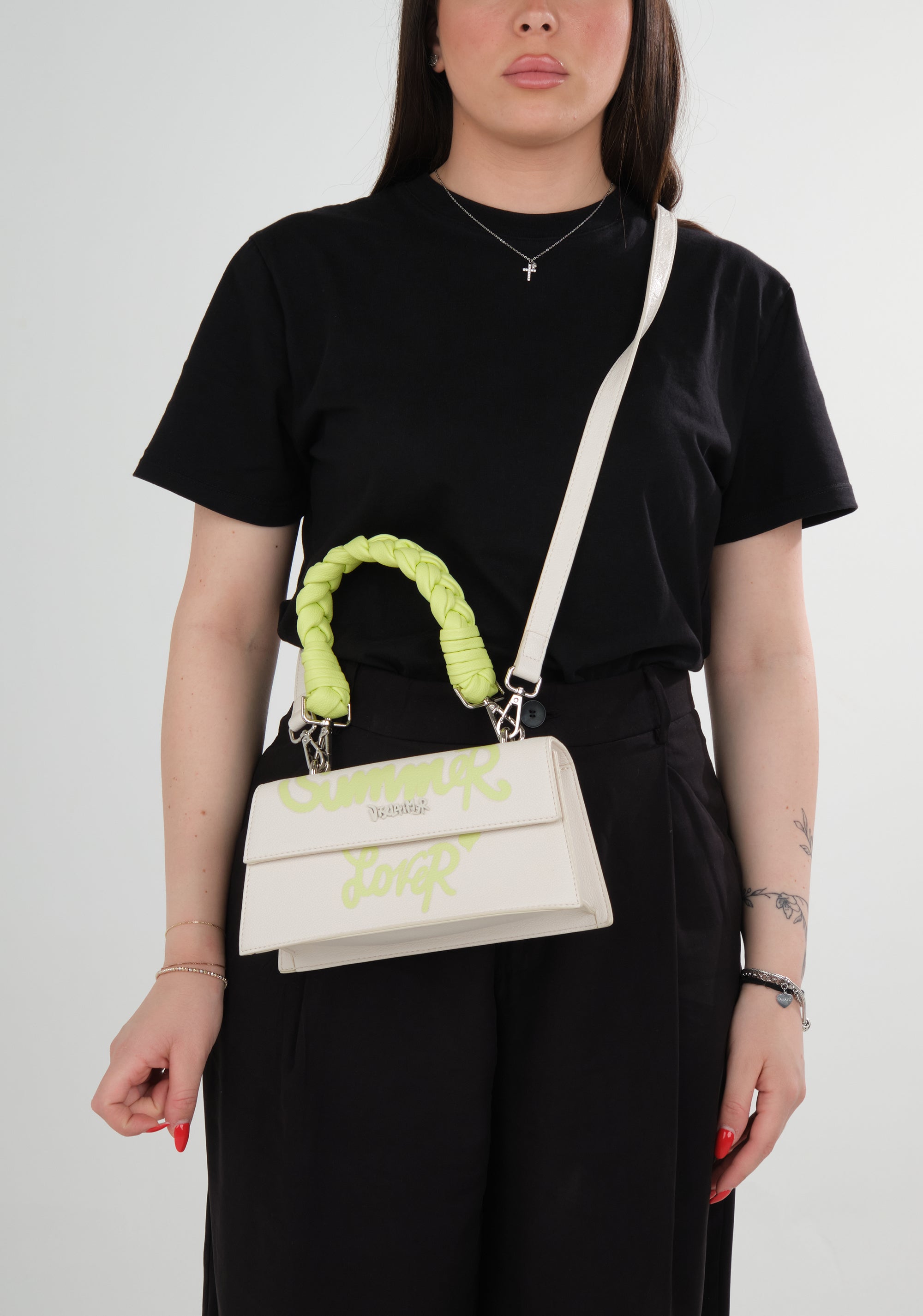 Borsa con dettagli a contrasto di colore