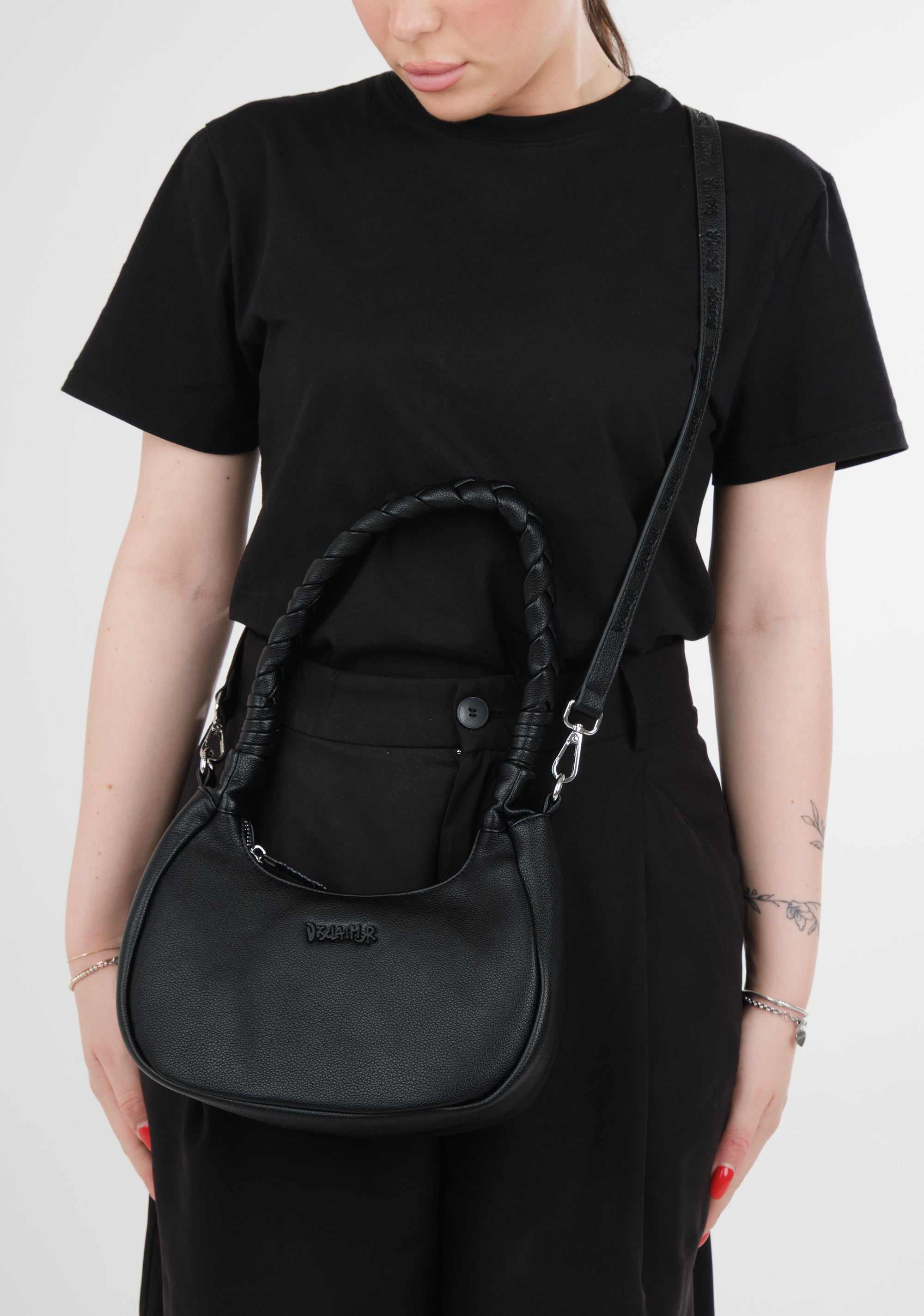 Borsa a mezzaluna