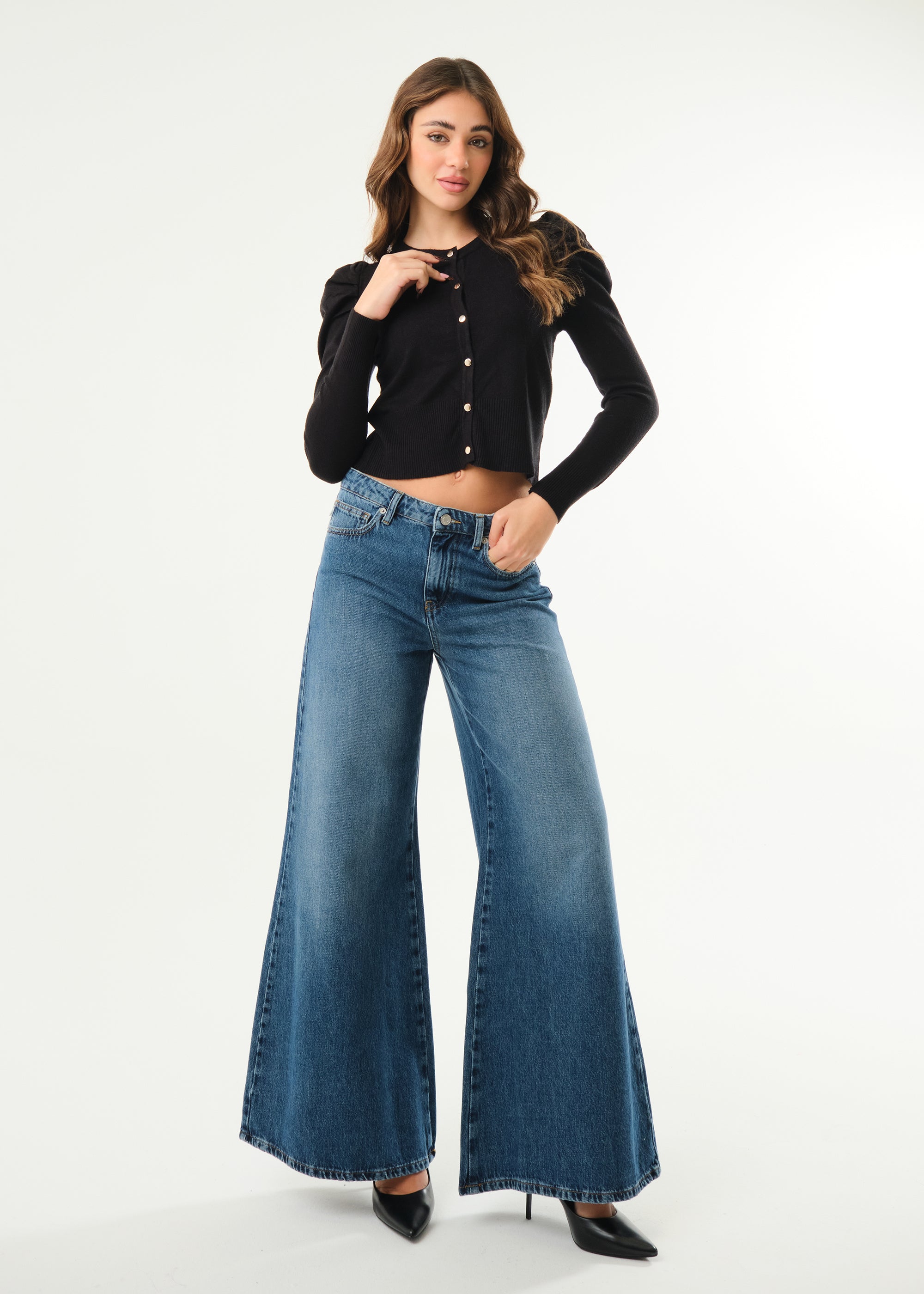 Cardigan con maniche a sbuffo