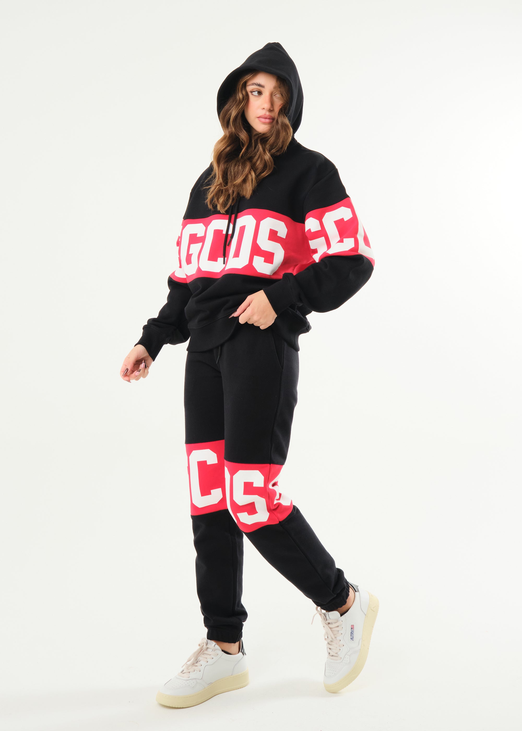 Felpa basic con cappuccio