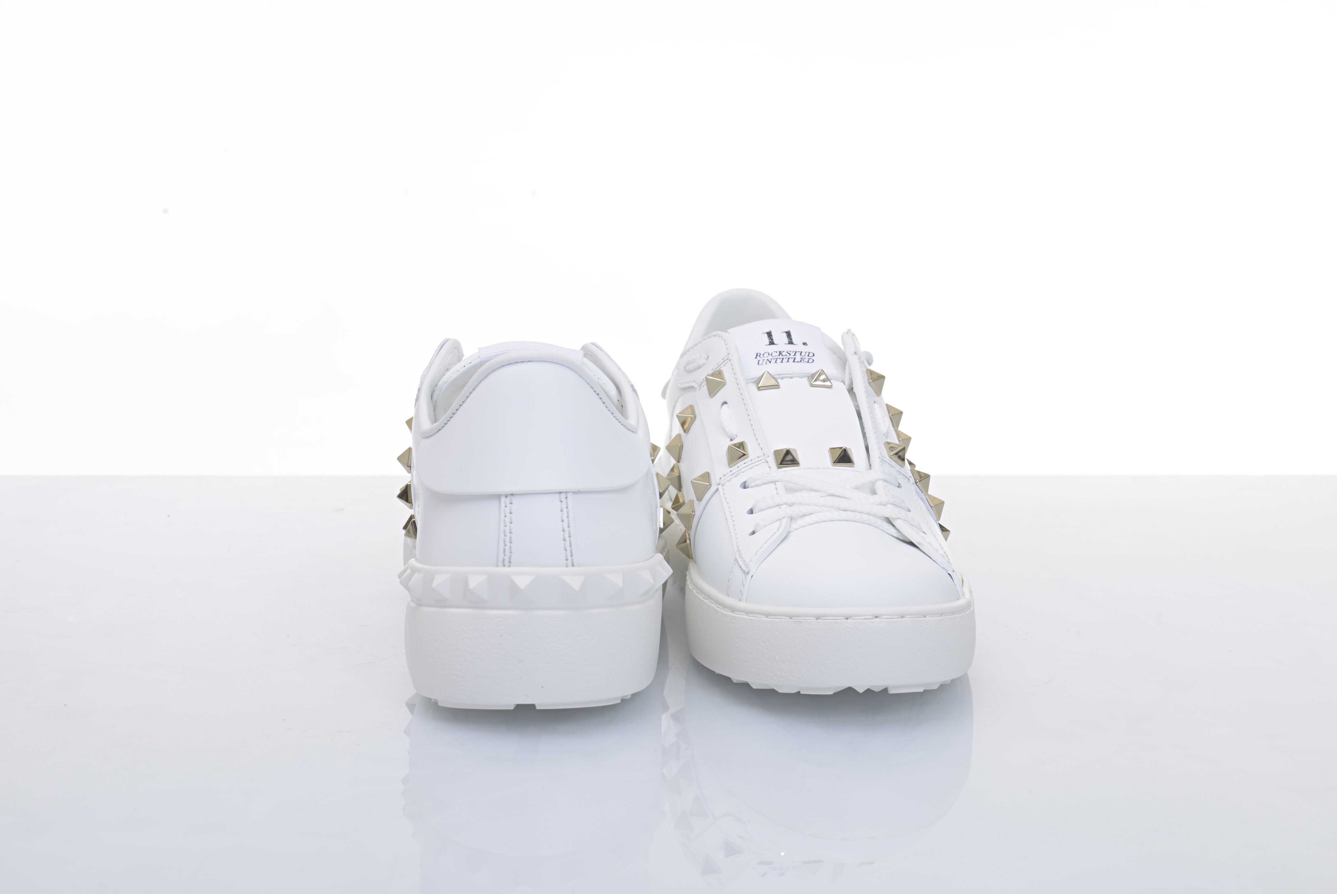 VALENTINO Gold rockstud sneakers