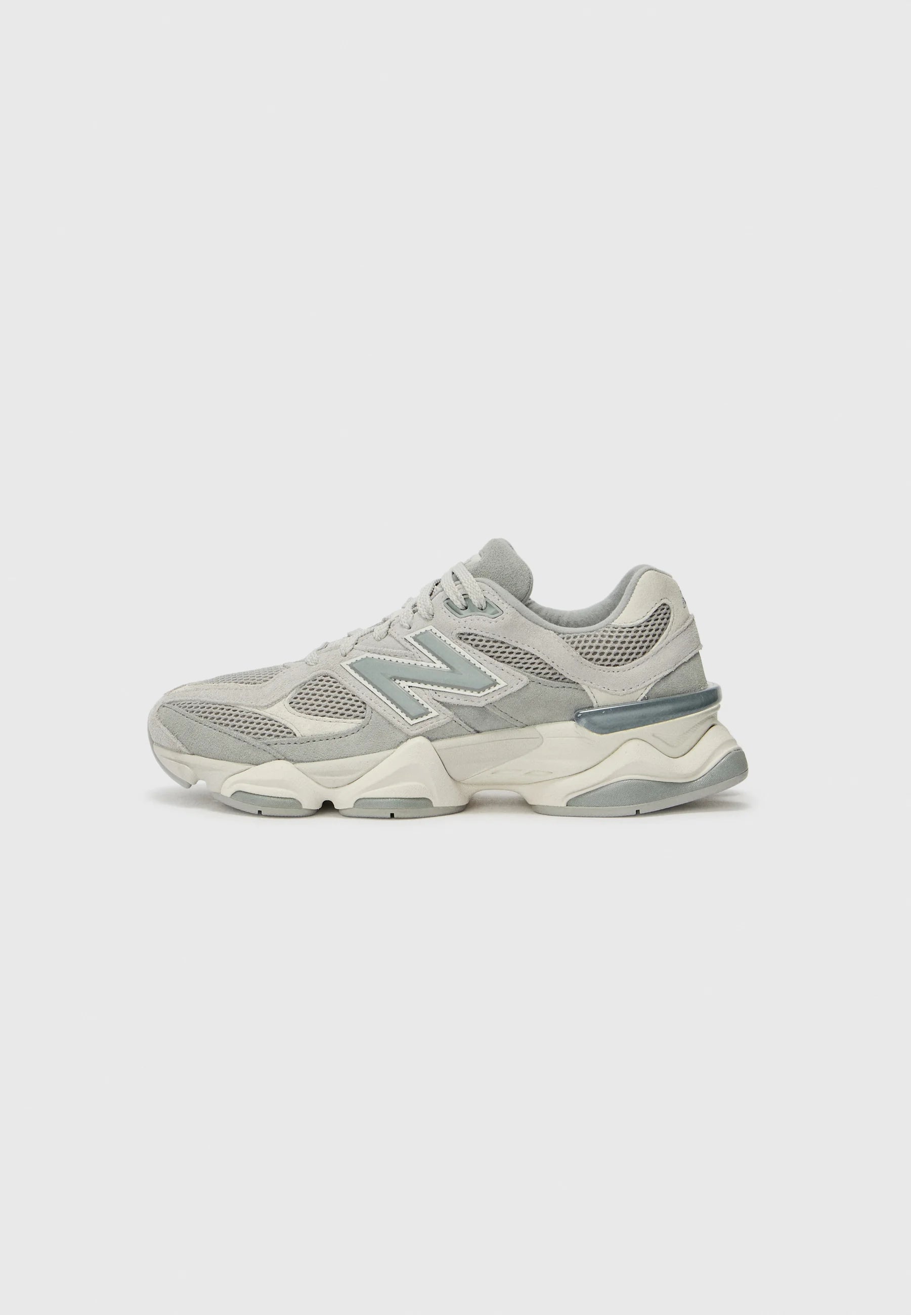 Sneakers 9060