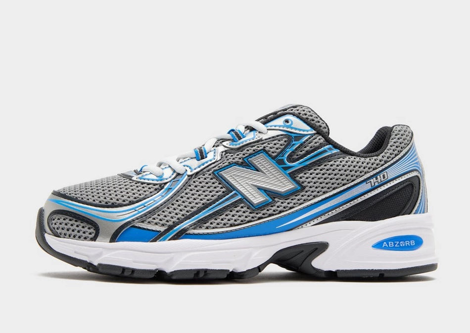 Sneakers 740