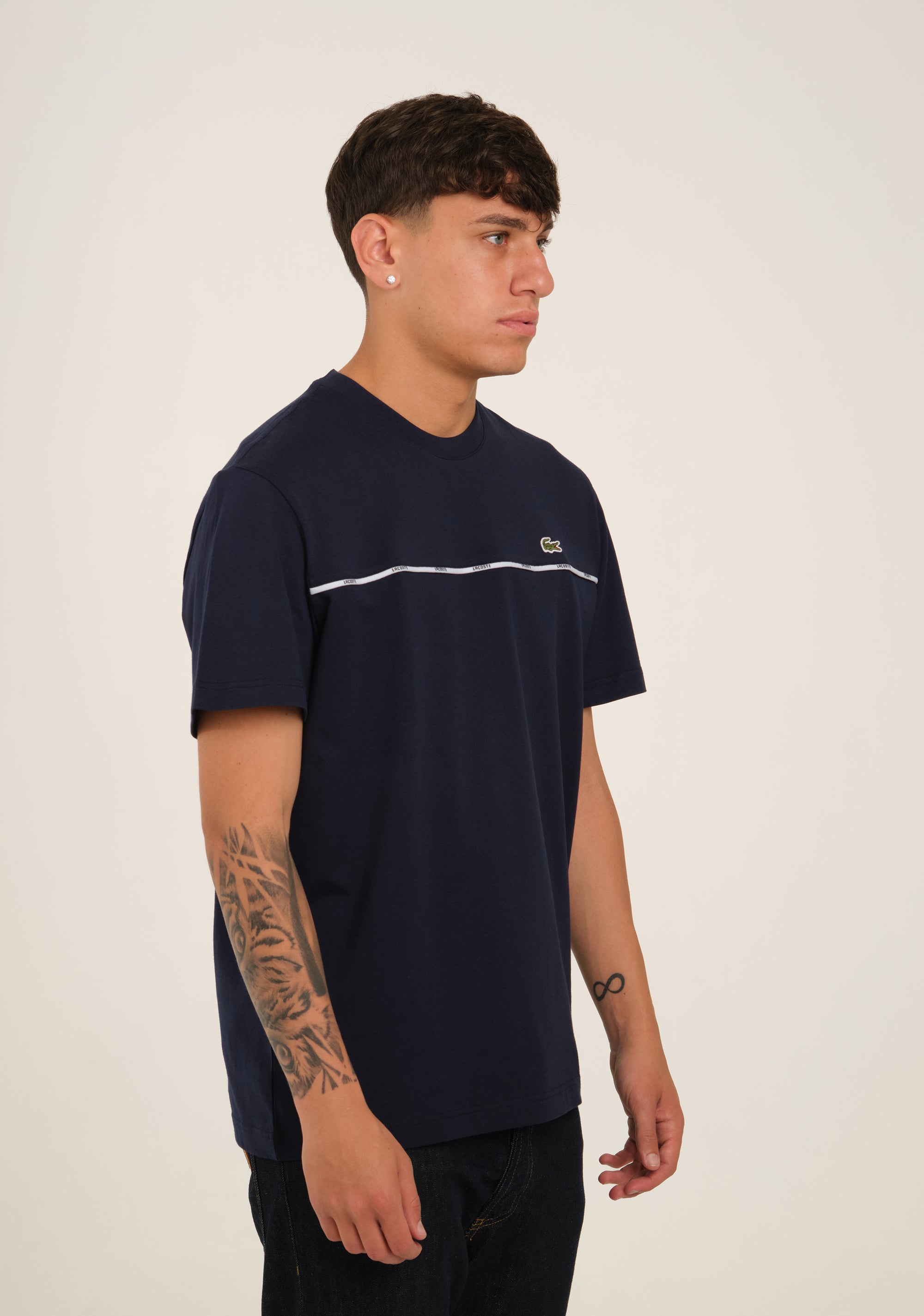 T-shirt in jersey con bordo