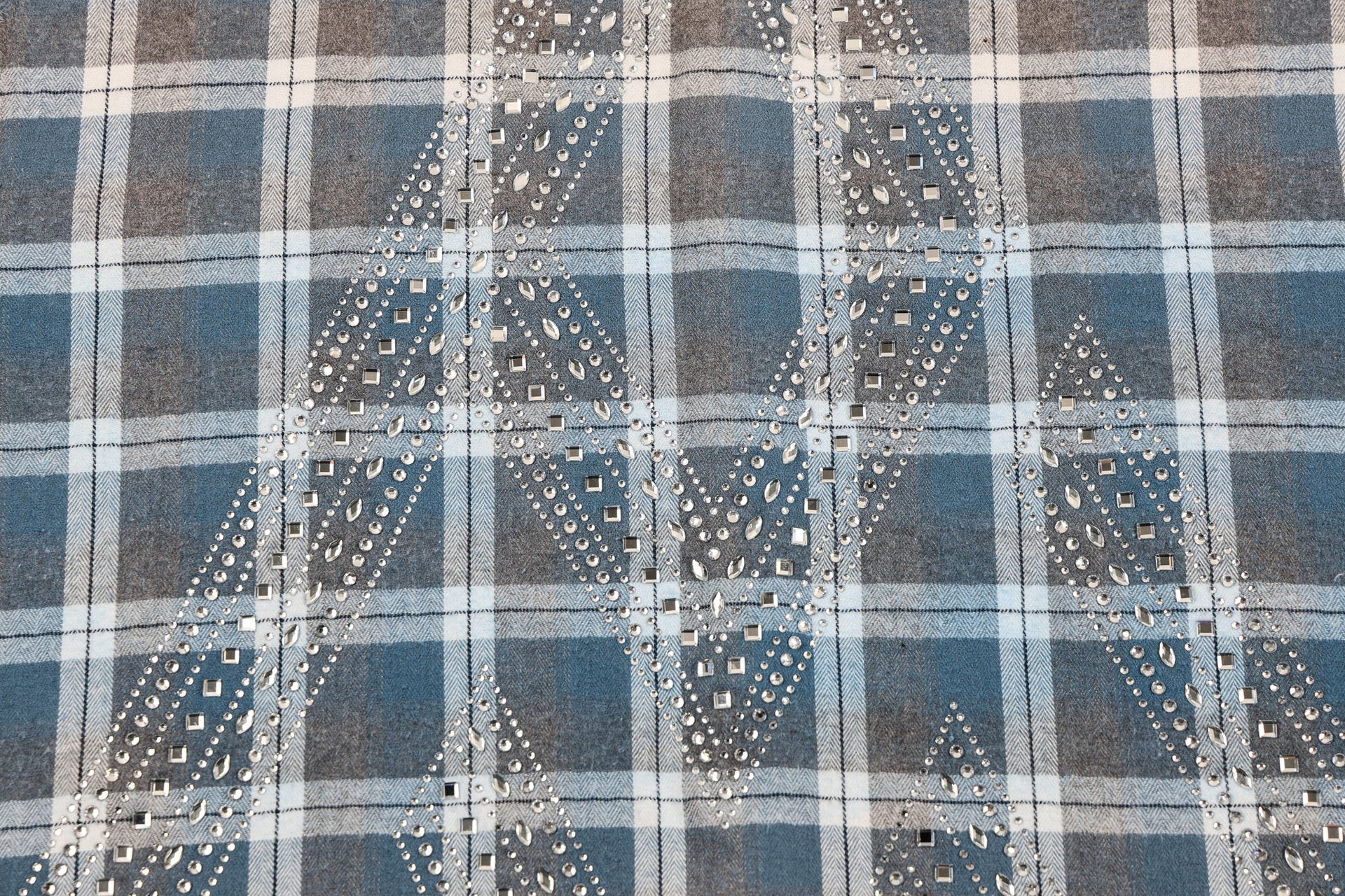 Camicia smanicata di flanella con strass