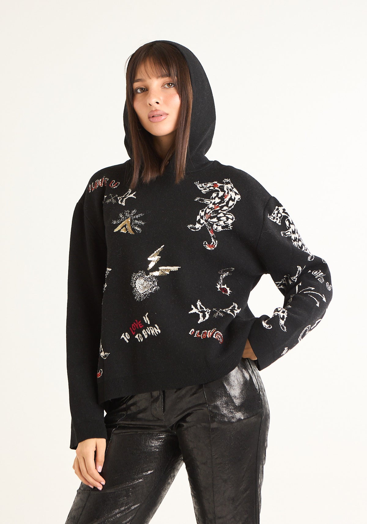 Maglia con ricami