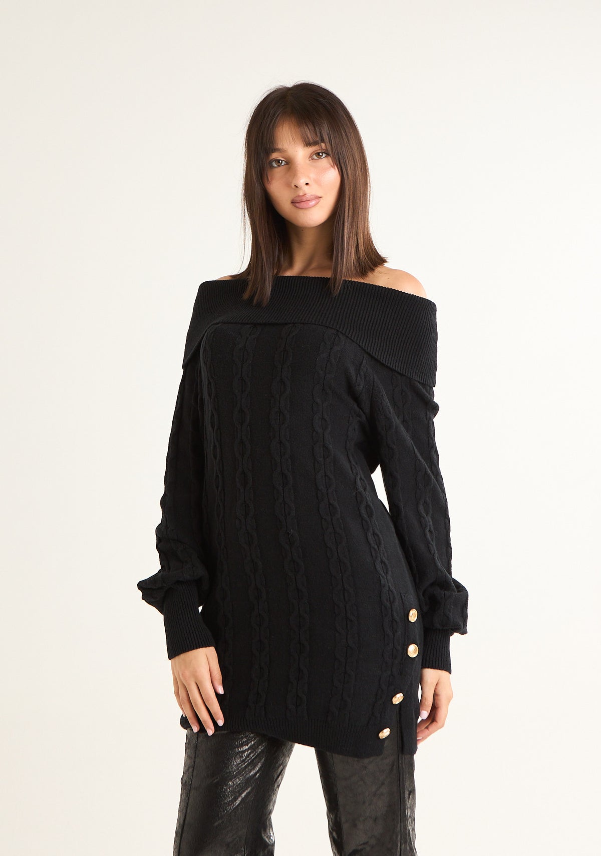 Pullover allungato con scollo shiffer