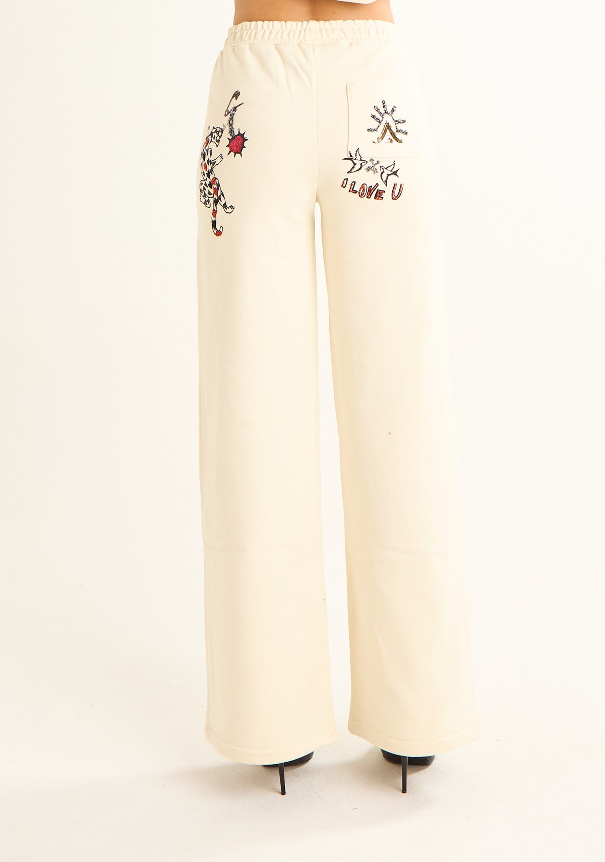 Pantalone in felpa con ricami