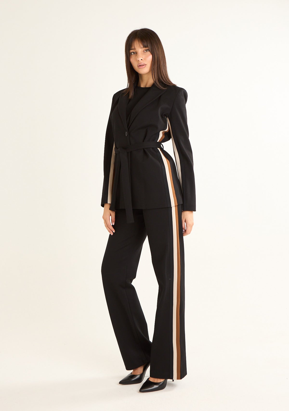 Pantalone con bande laterali