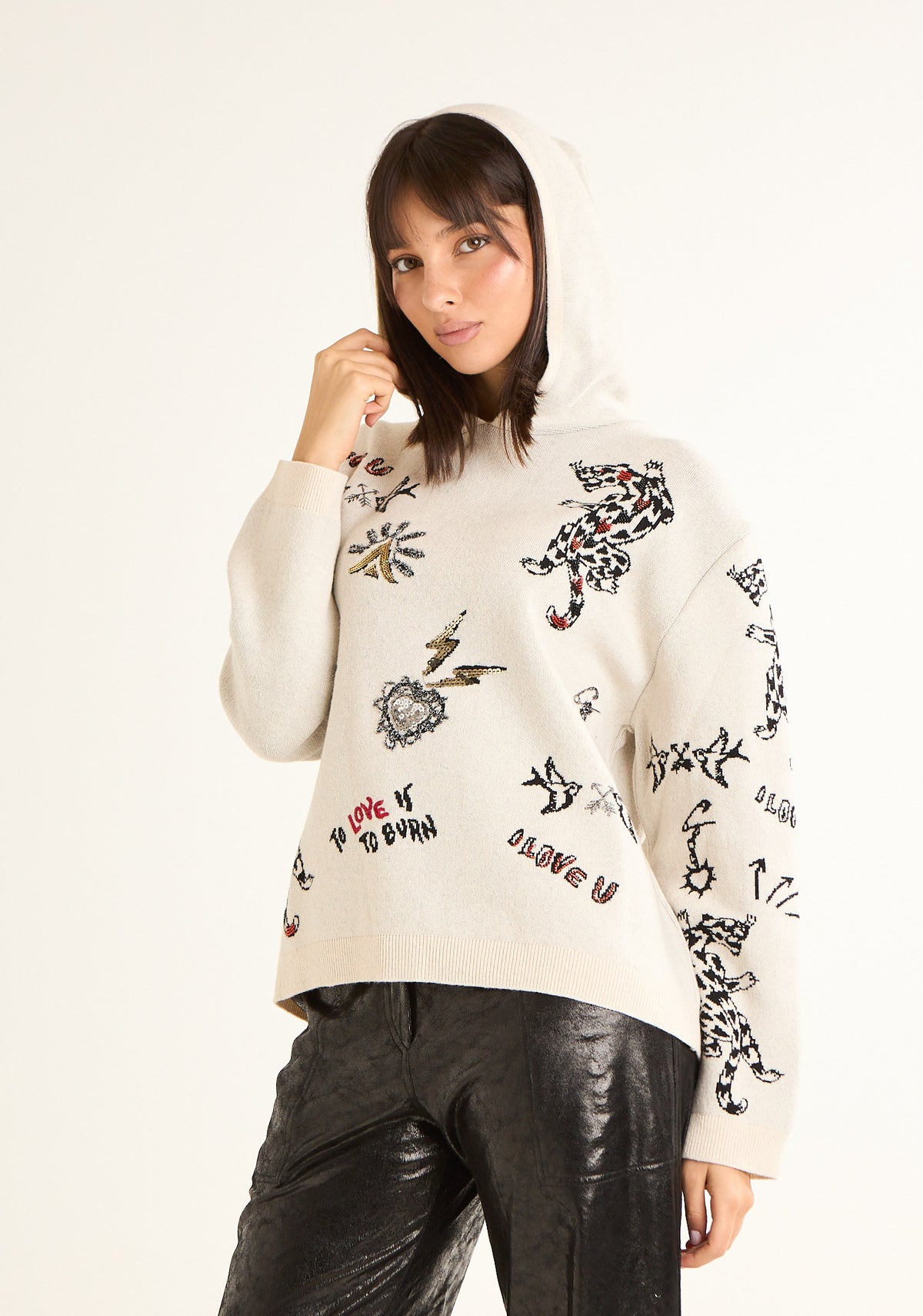 Maglia con ricami