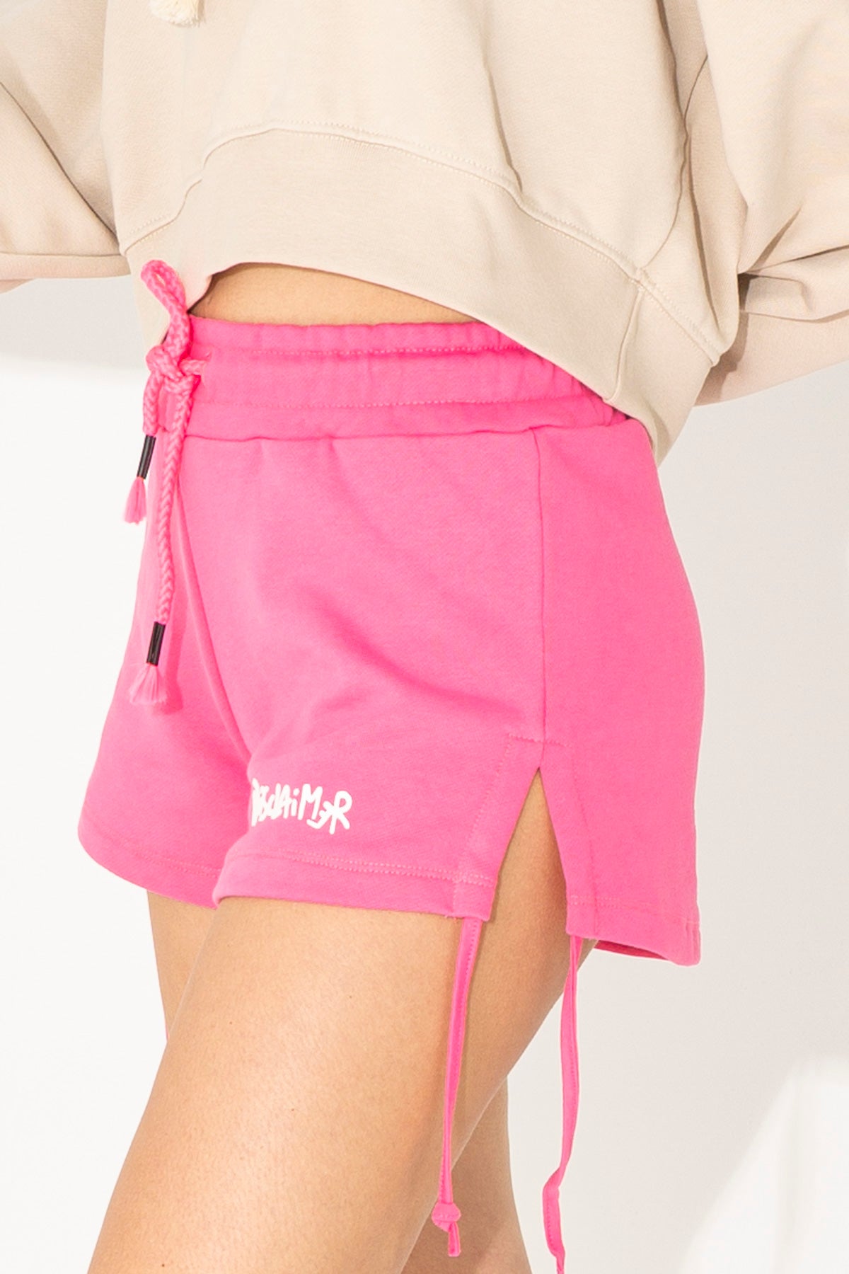 Shorts con coulisse laterale