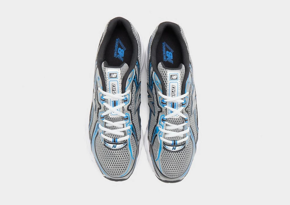 Sneakers 740
