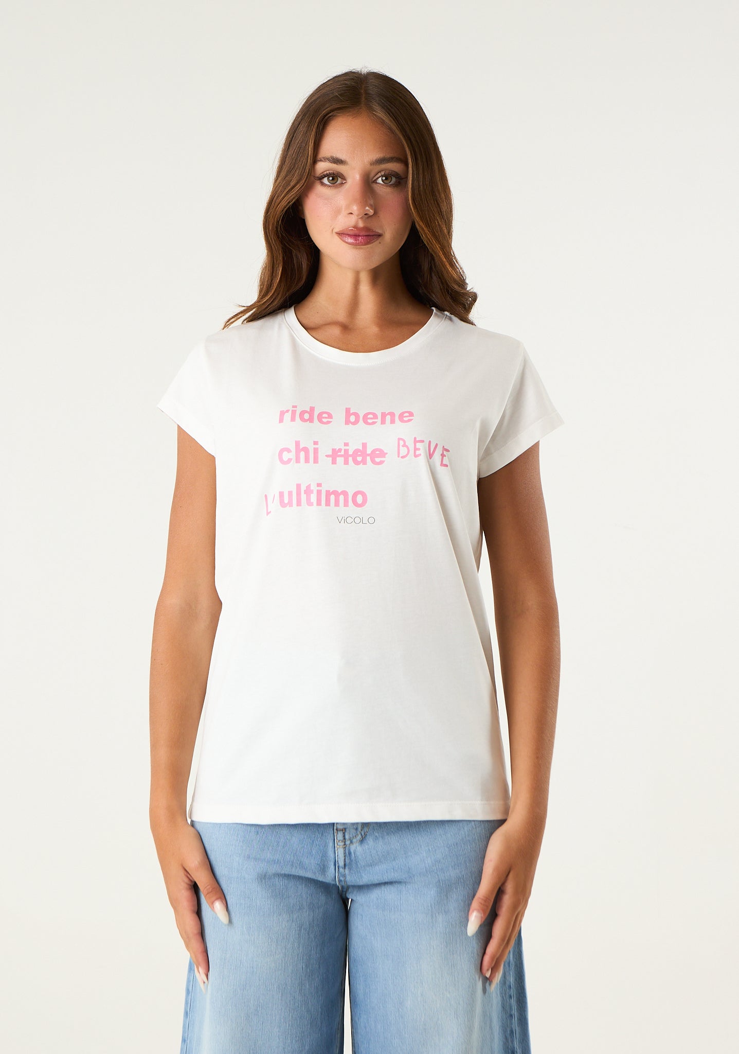 T-shirt con stampa frontal