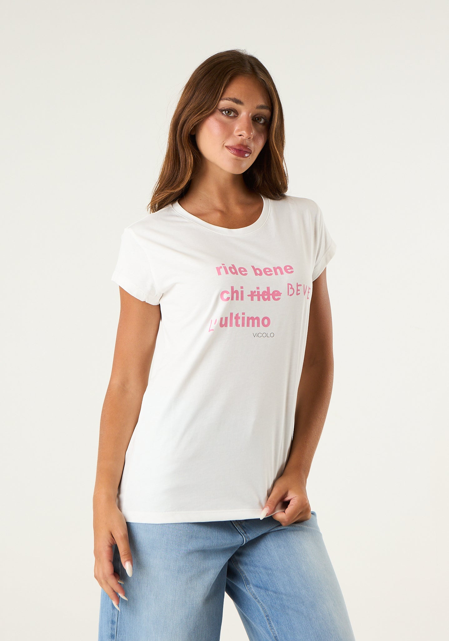 T-shirt con stampa frontal
