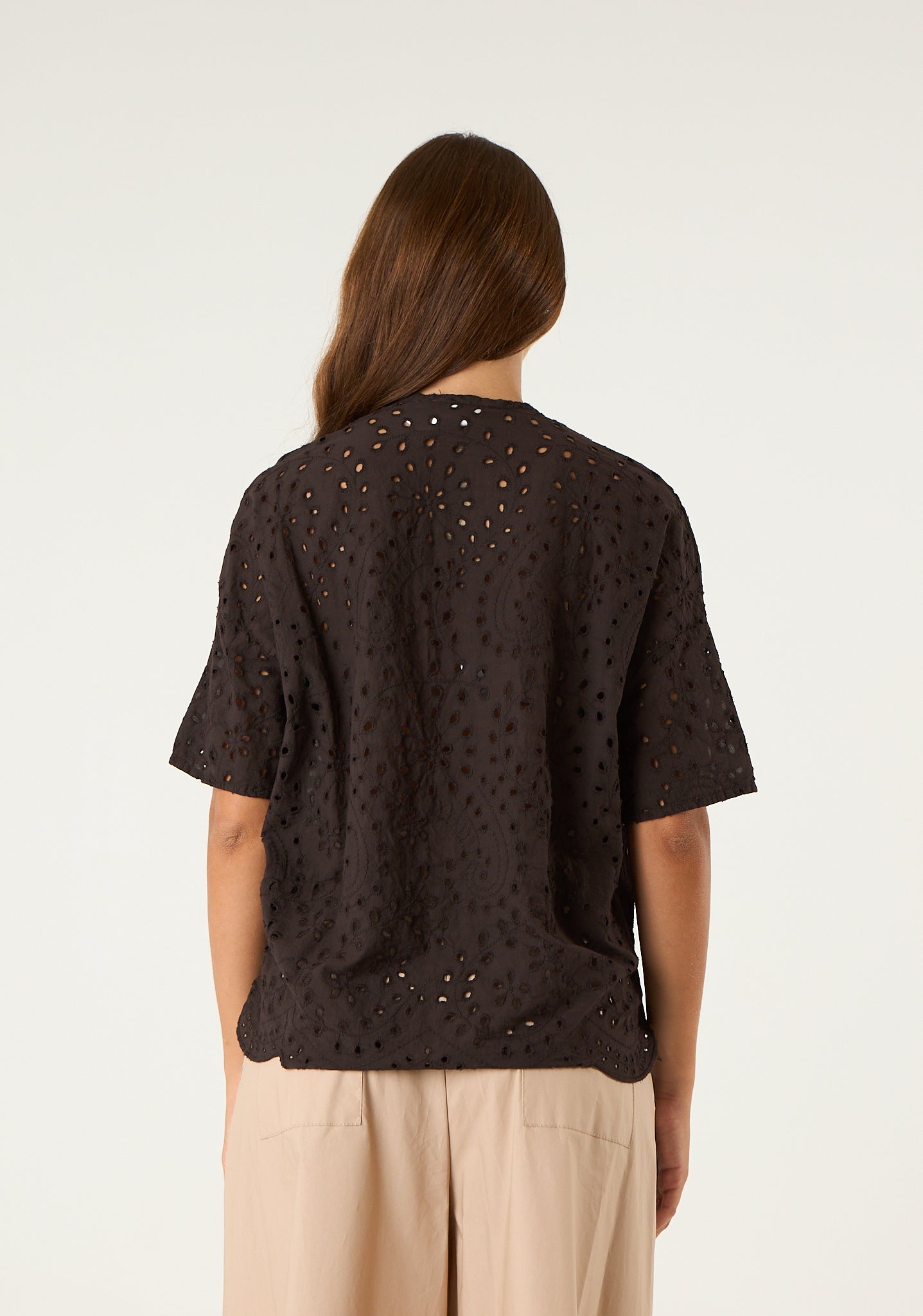 Top in pizzo sangallo