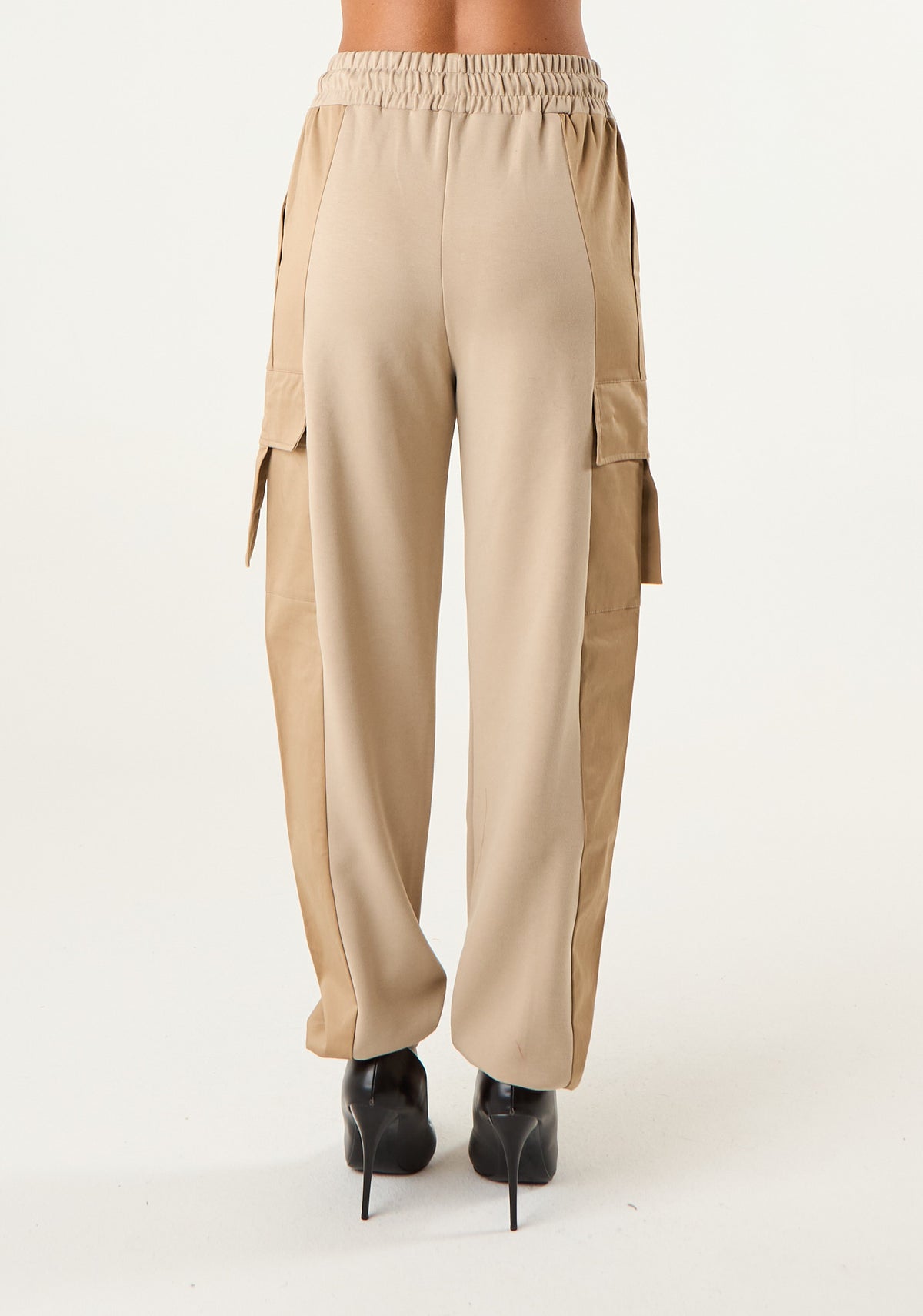 Pantalone cargo a doppio tessuto