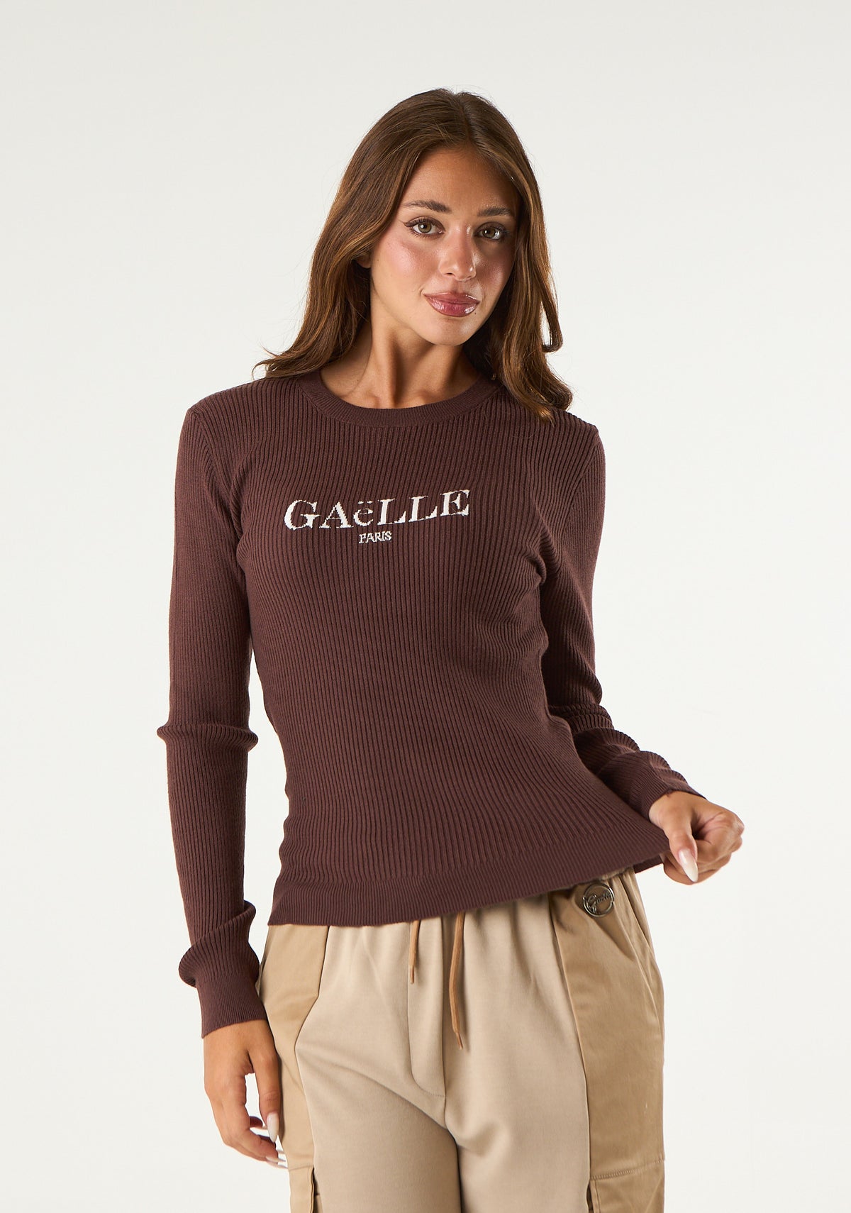 Pullover aderente in maglia a coste