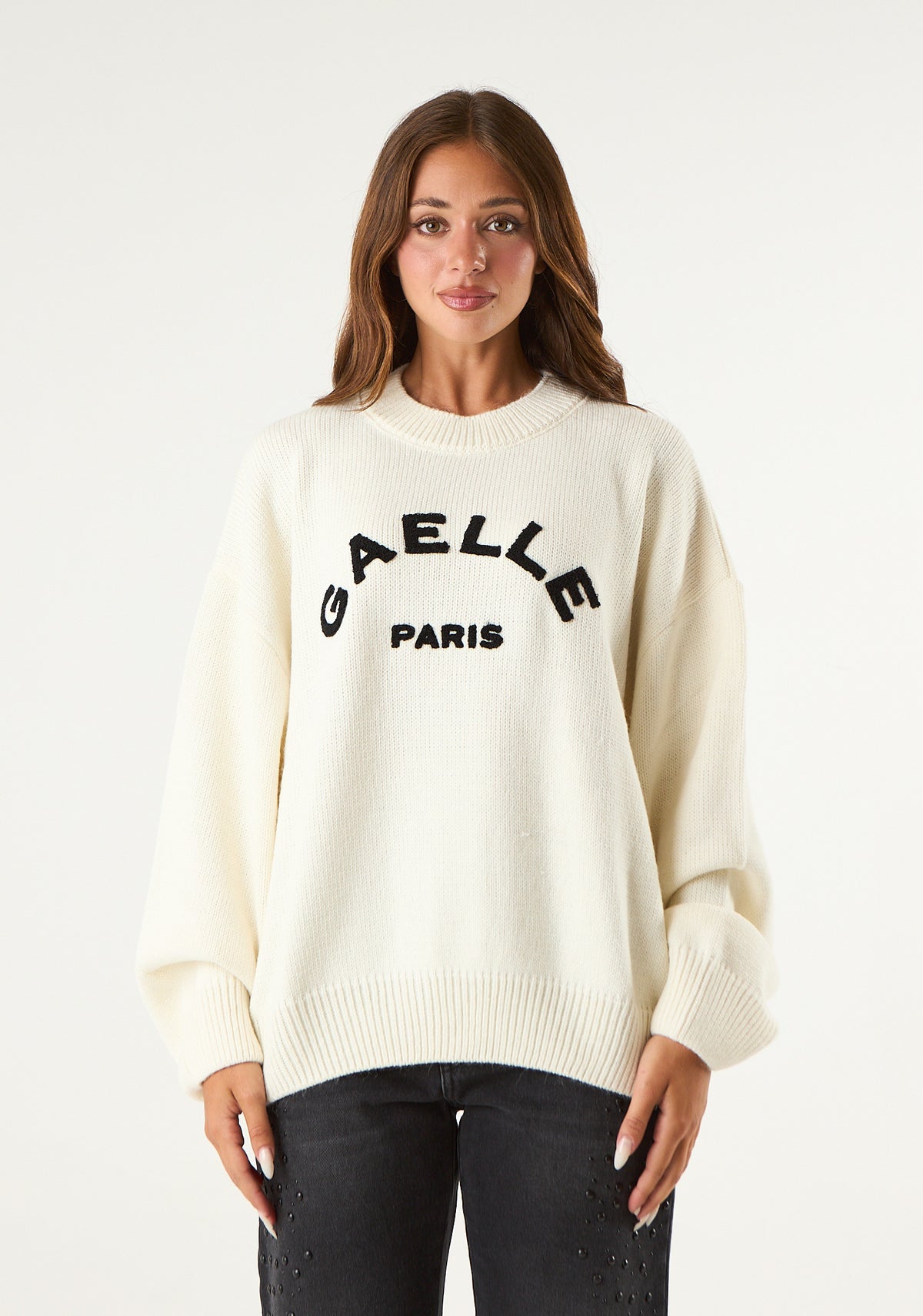 Pullover over con logo frontale