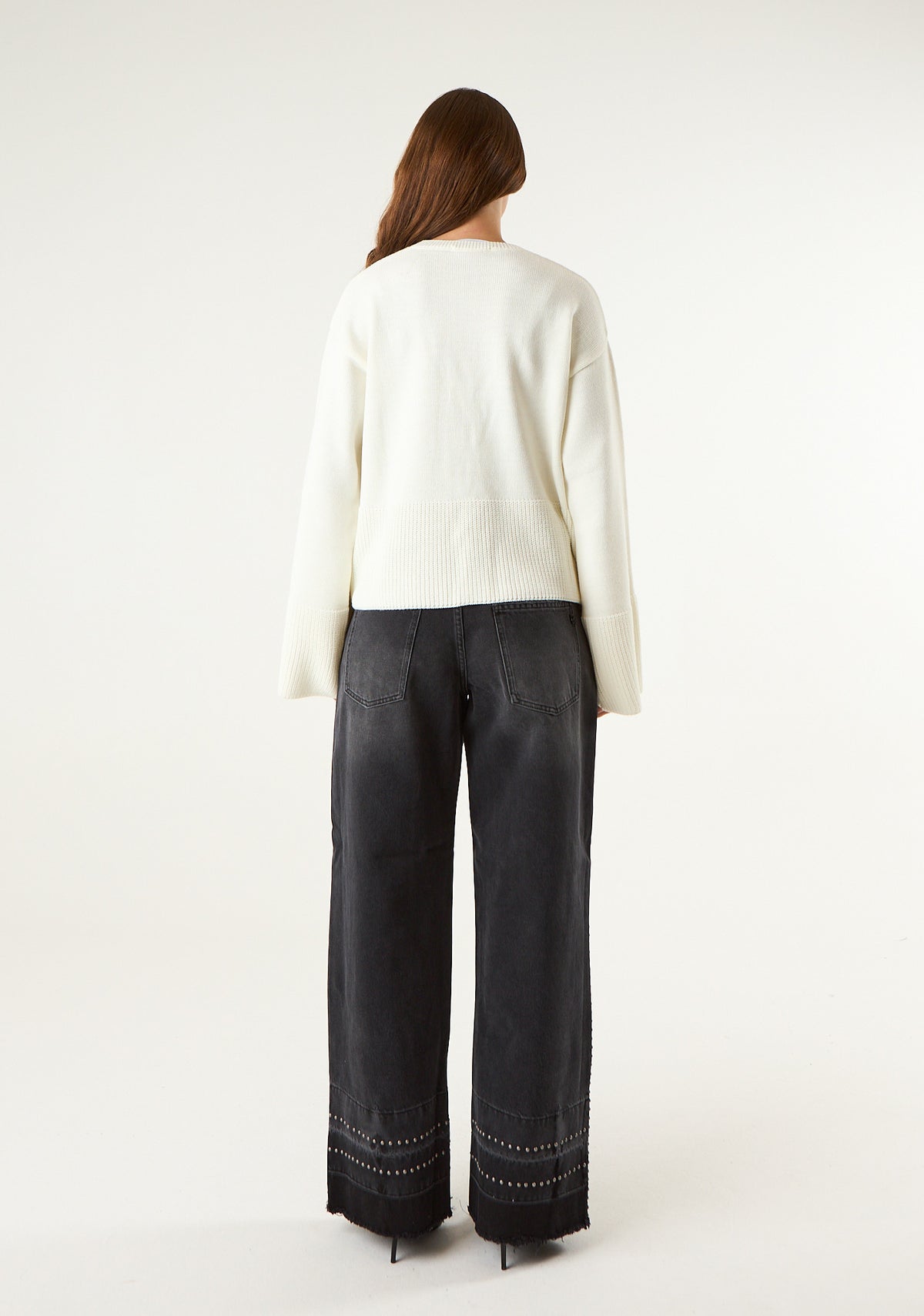 Pullover con maniche lunghe a campana