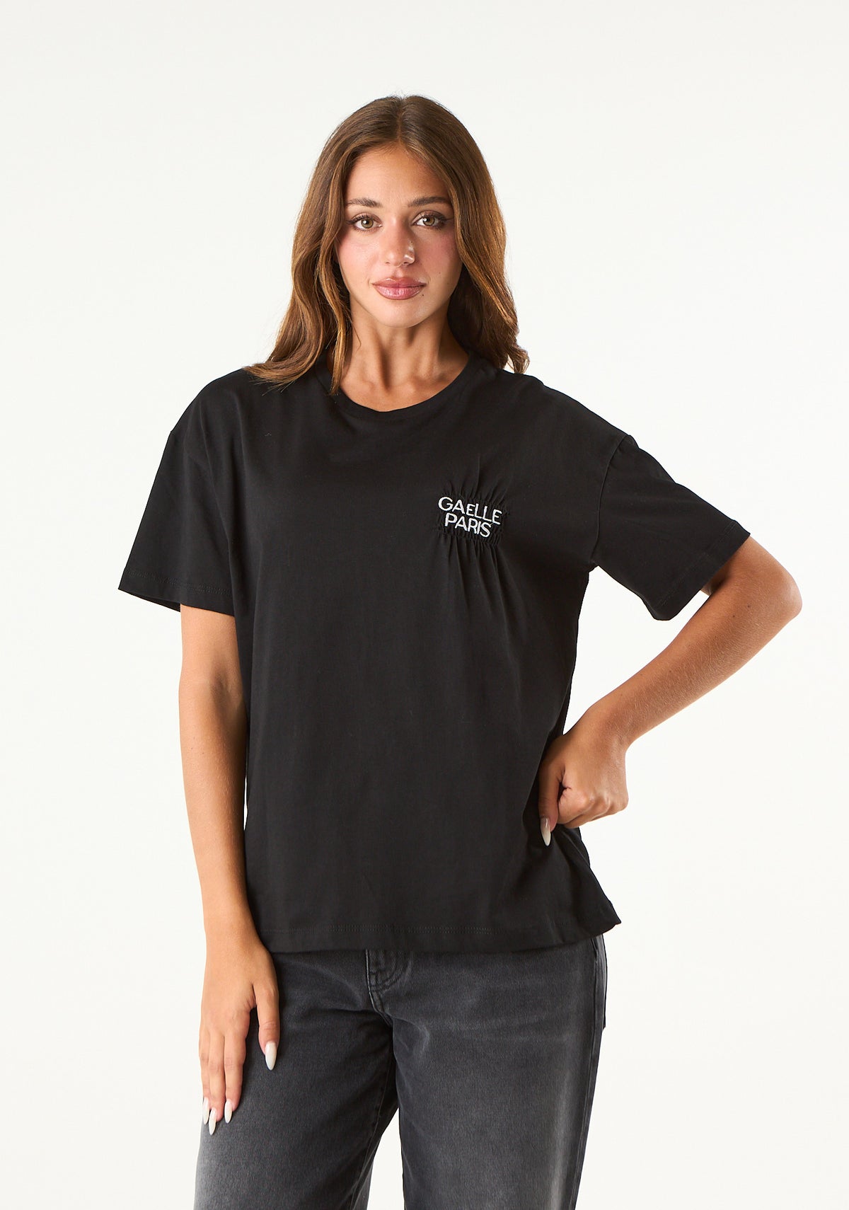 T-shirt con ricamo arricciato