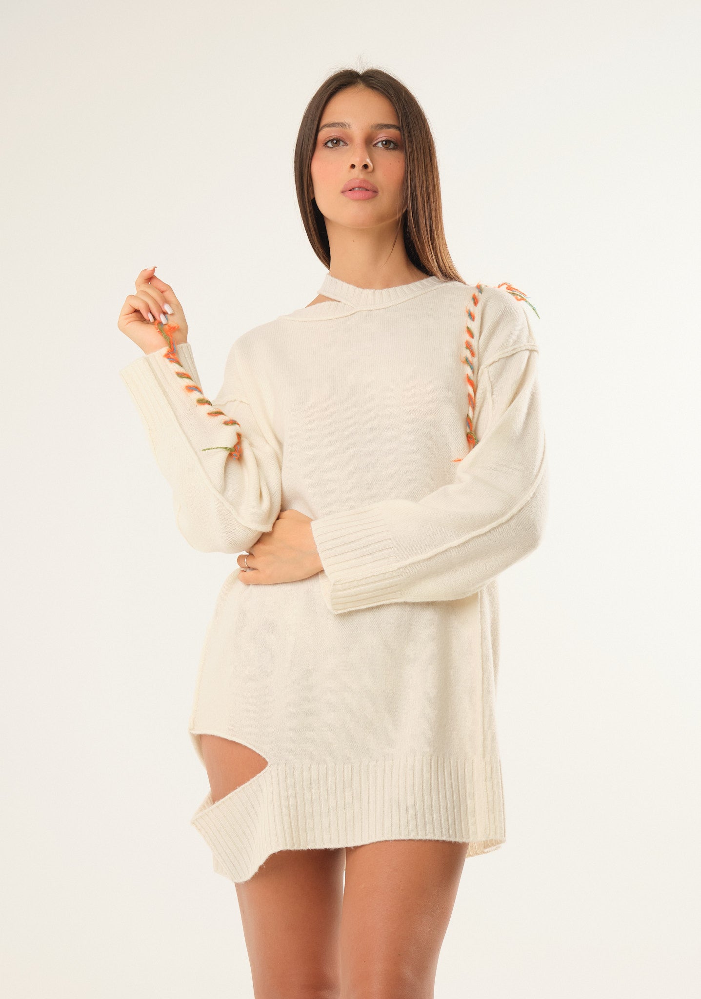 Abito over con cut out