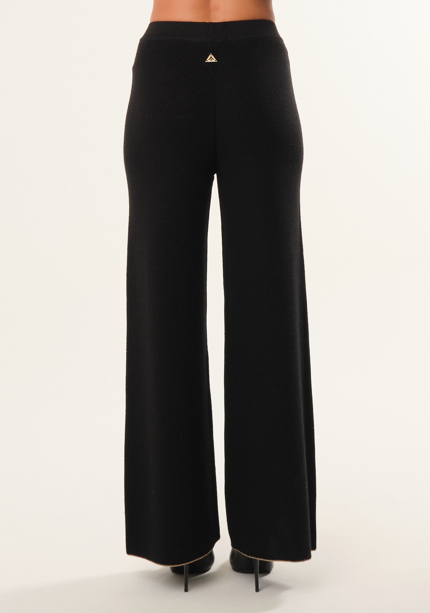 Pantalone con bande laterali