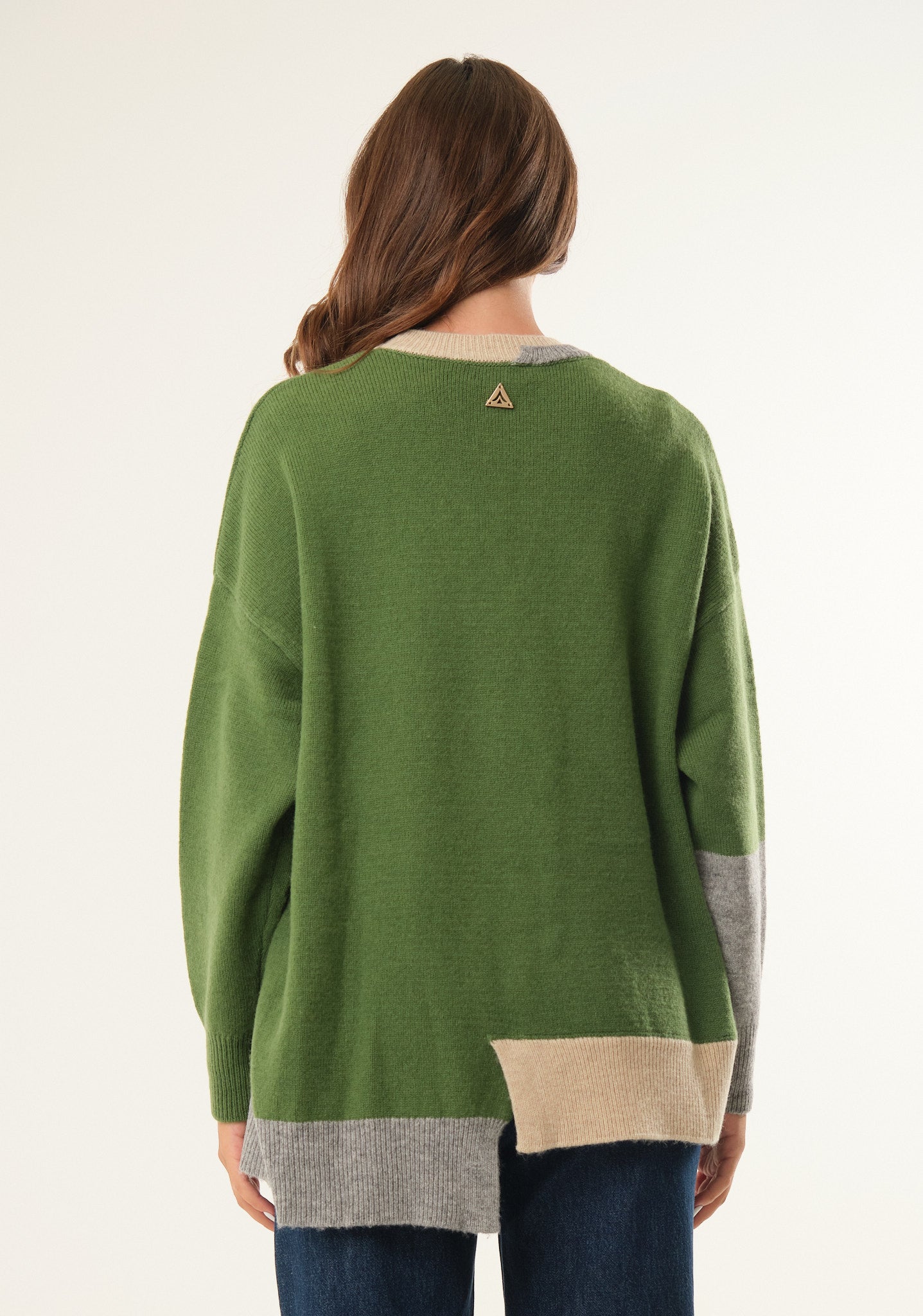 Maglione asimmetrico