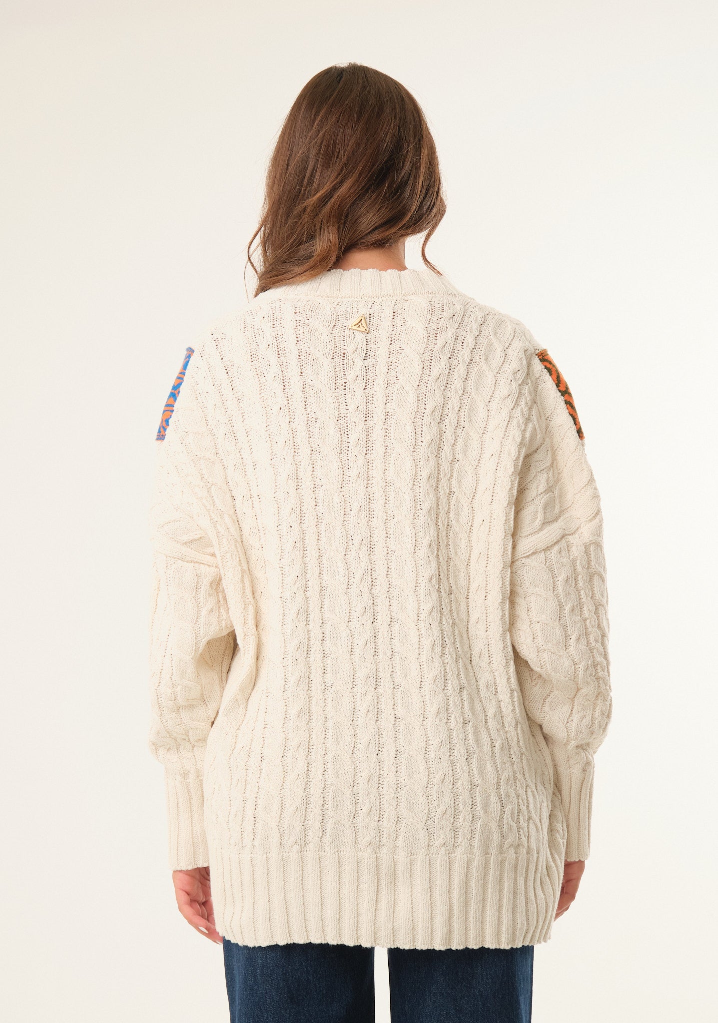 Cardigan lavorato con applicazioni jacquard