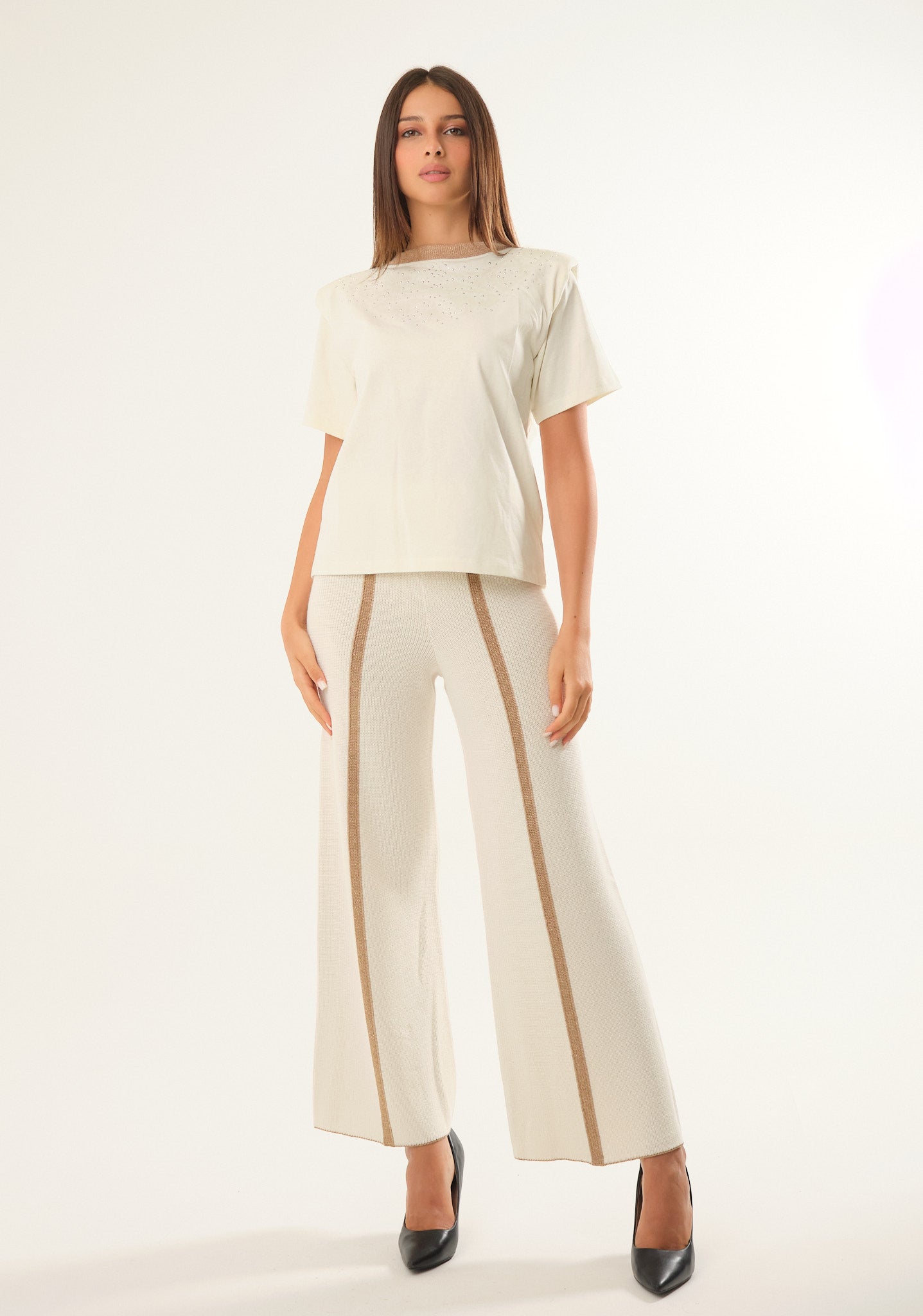T-shirt con spalline
