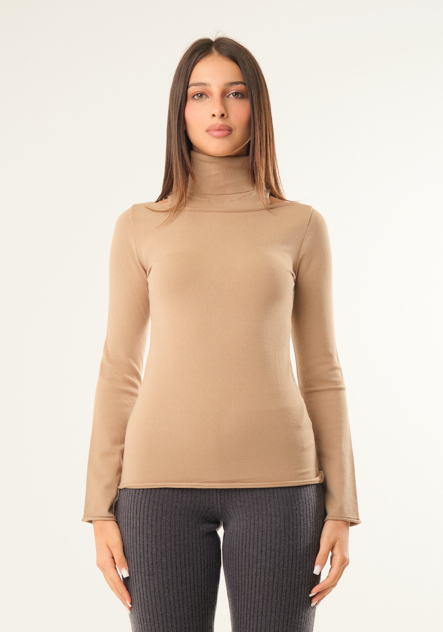 Maglia con scollo omerale