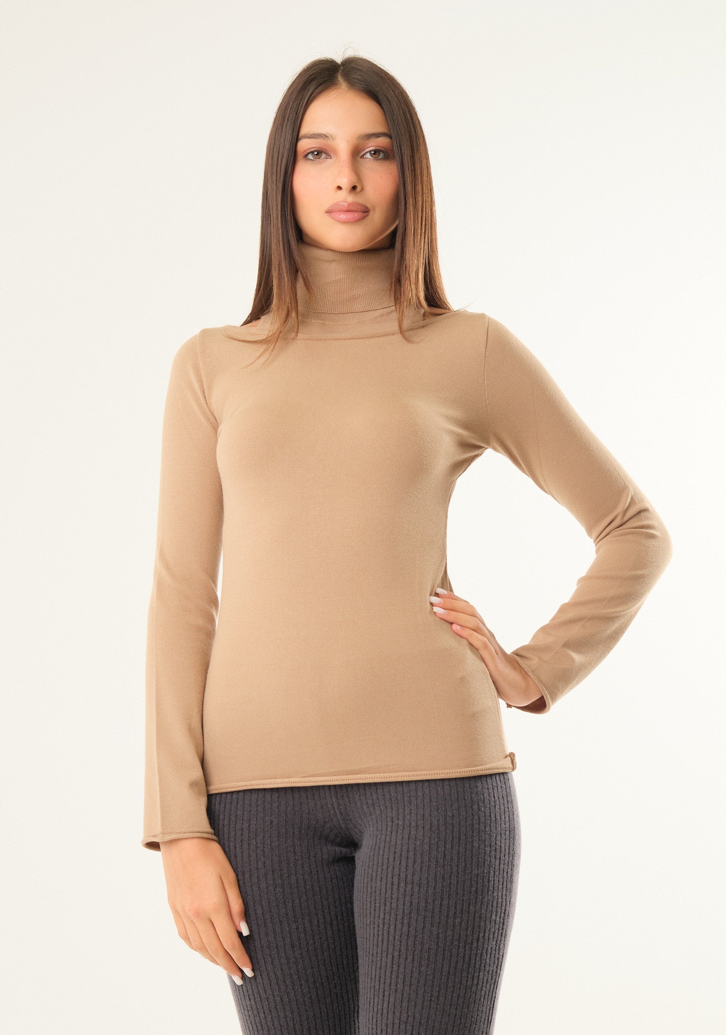 Maglia con scollo omerale