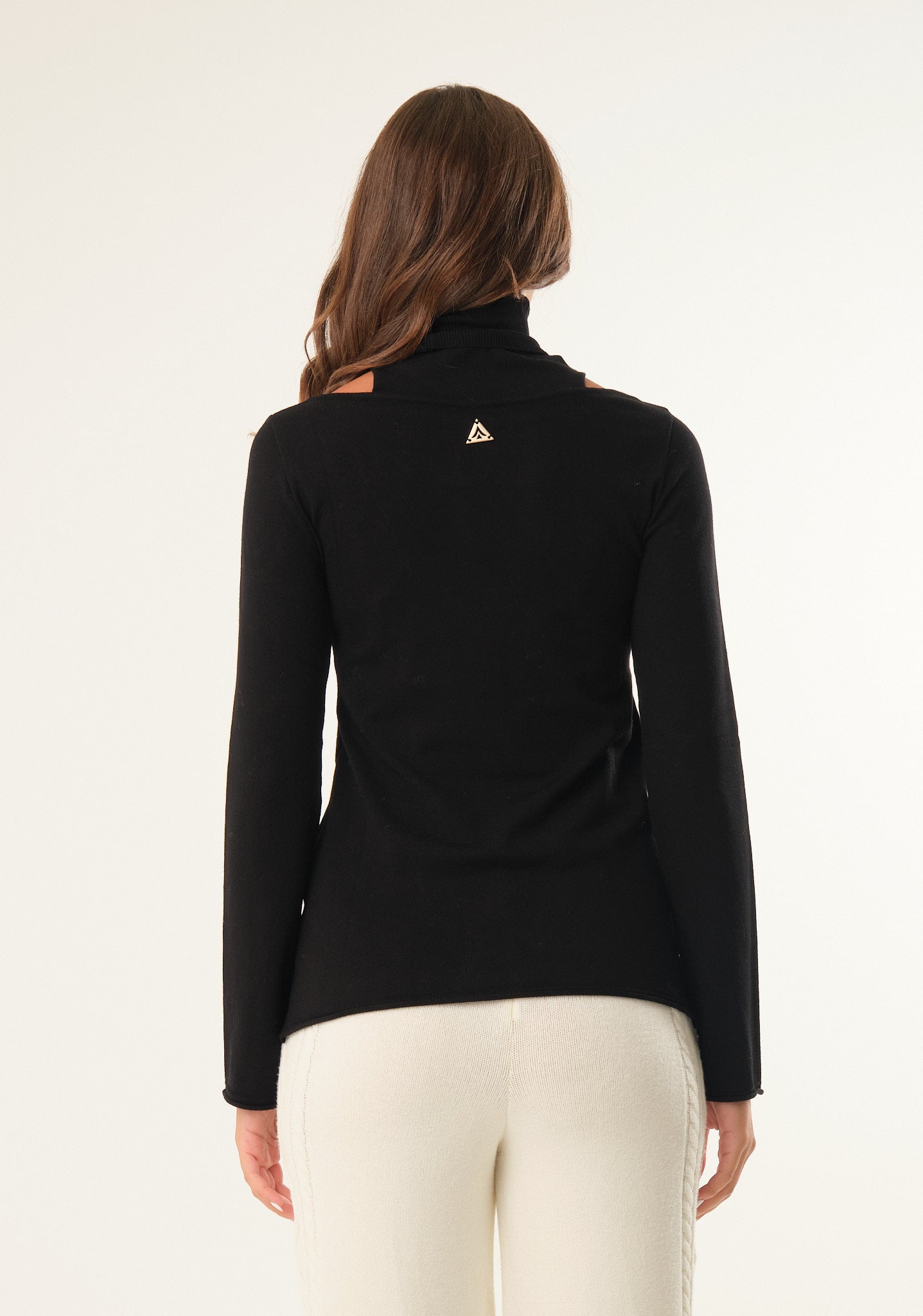 Maglia con scollo omerale
