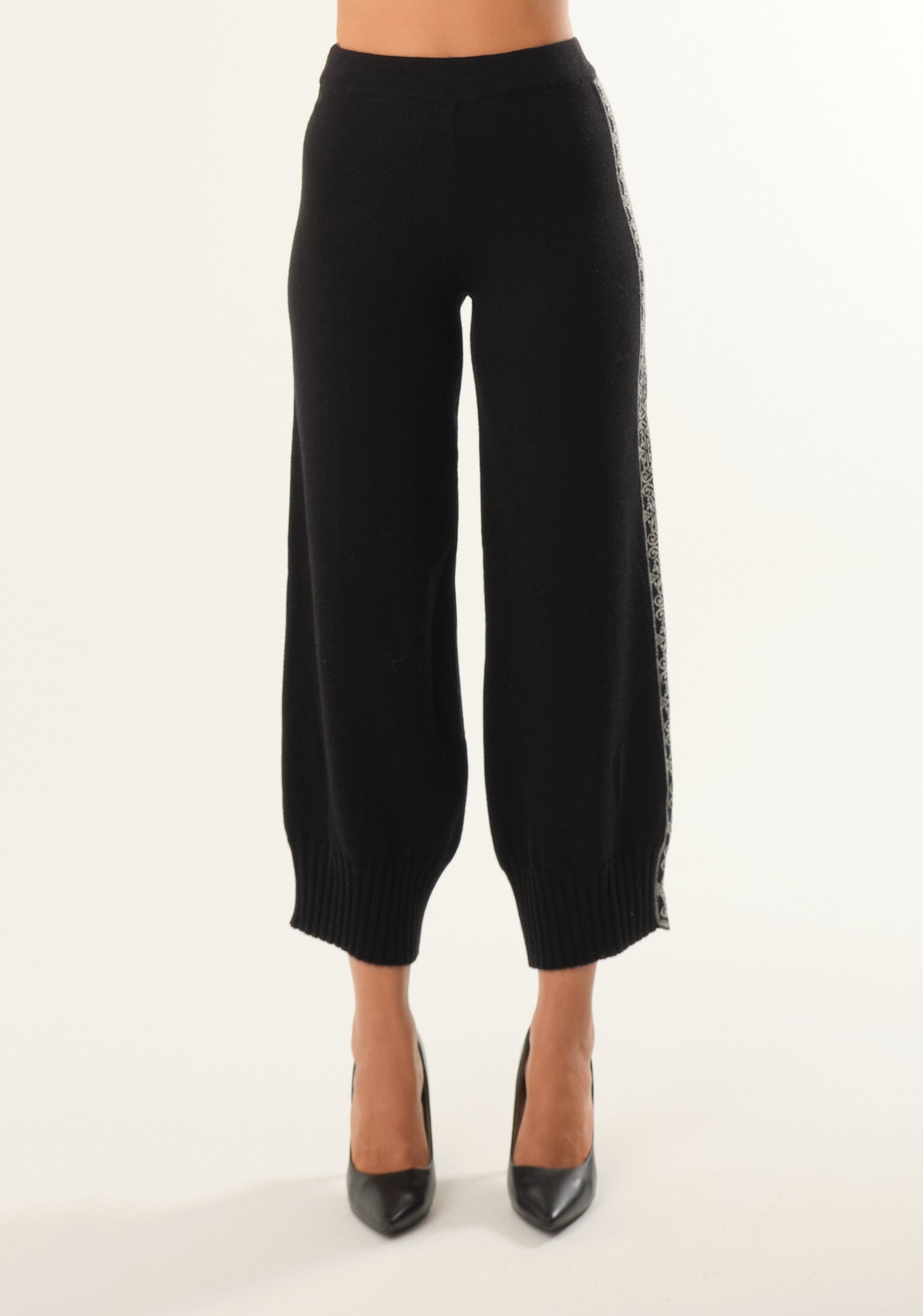 Pantalone con banda jacquard