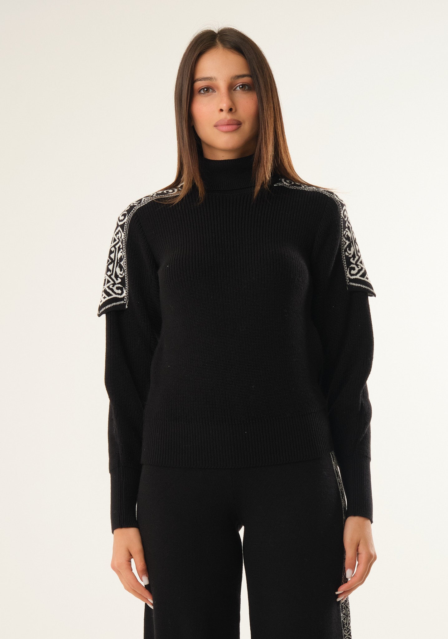 Maglia con spalline jacquard