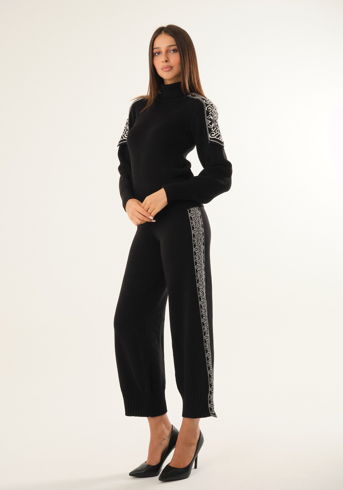 Pantalone con banda jacquard