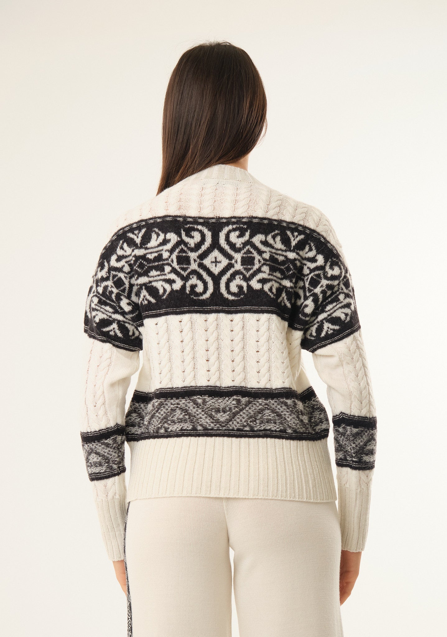 Maglione con bande jacquard