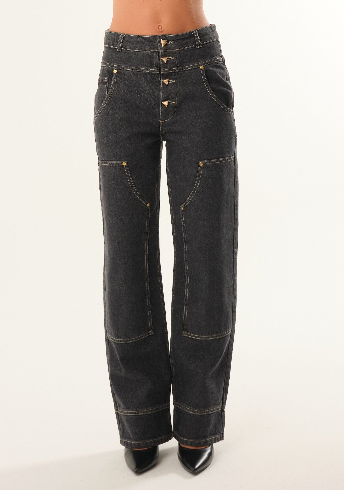 Jeans a vita alta e gamba dritta
