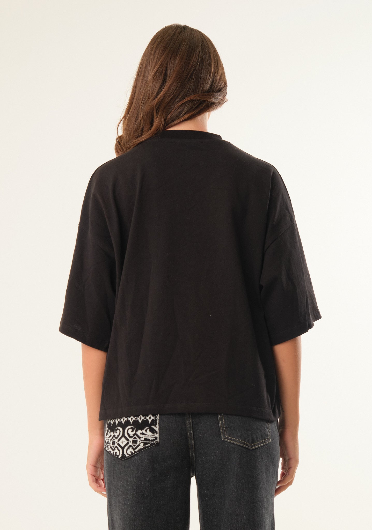 T-shirt con ricamo laterale