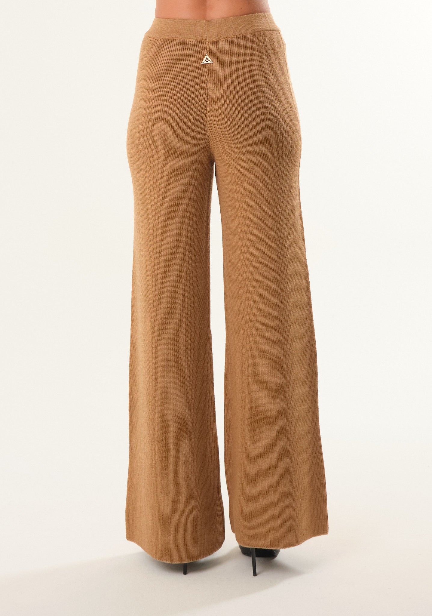 Pantalone con bande laterali