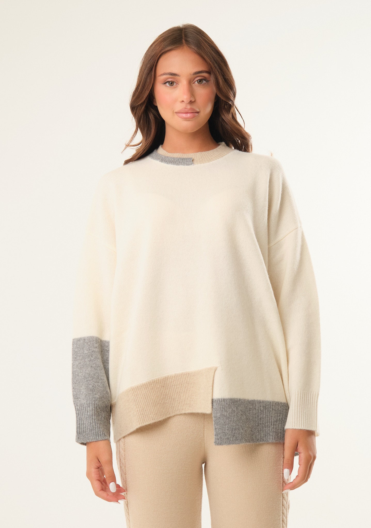 Maglione asimmetrico